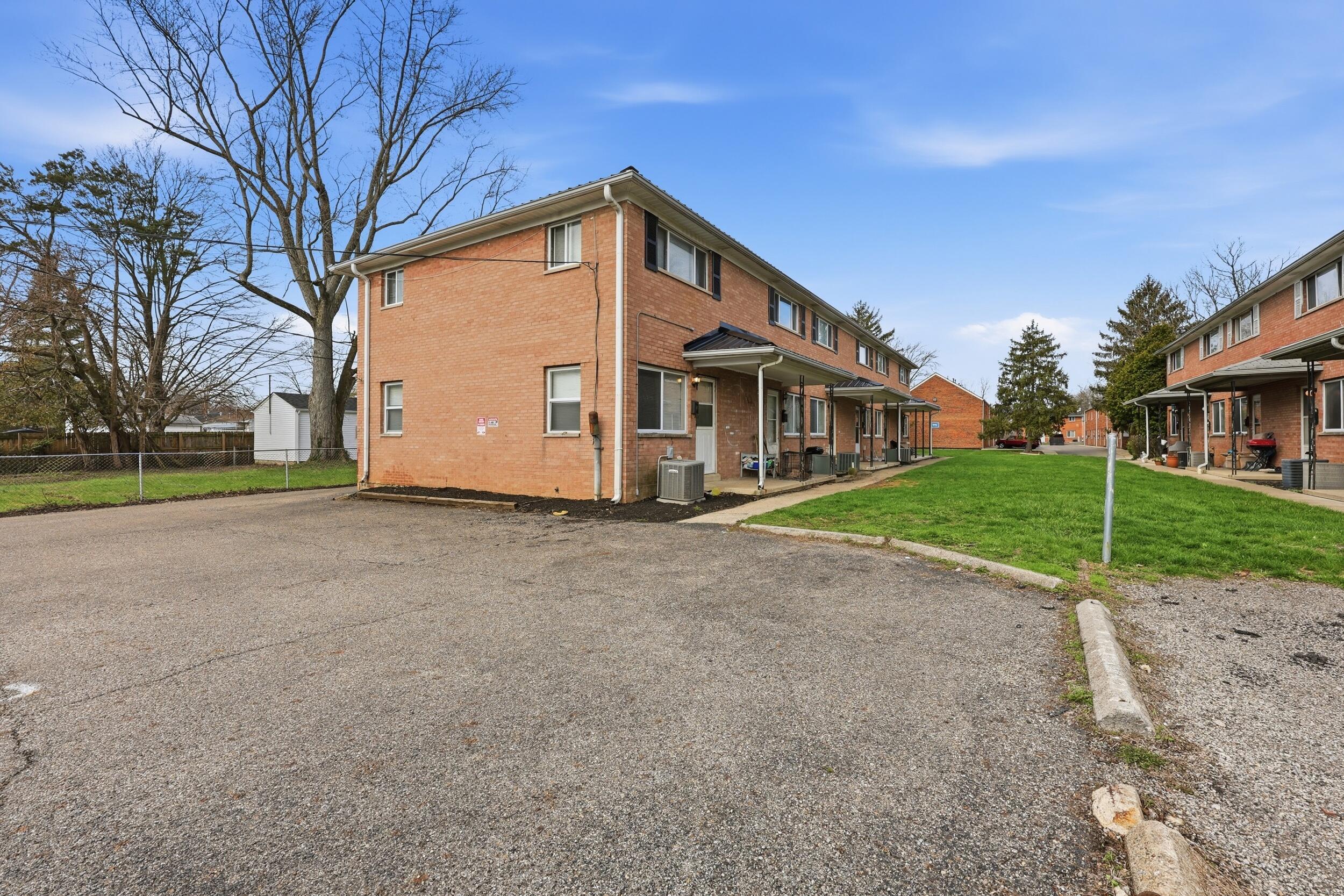 5780 N Meadows Boulevard Property Photo 4