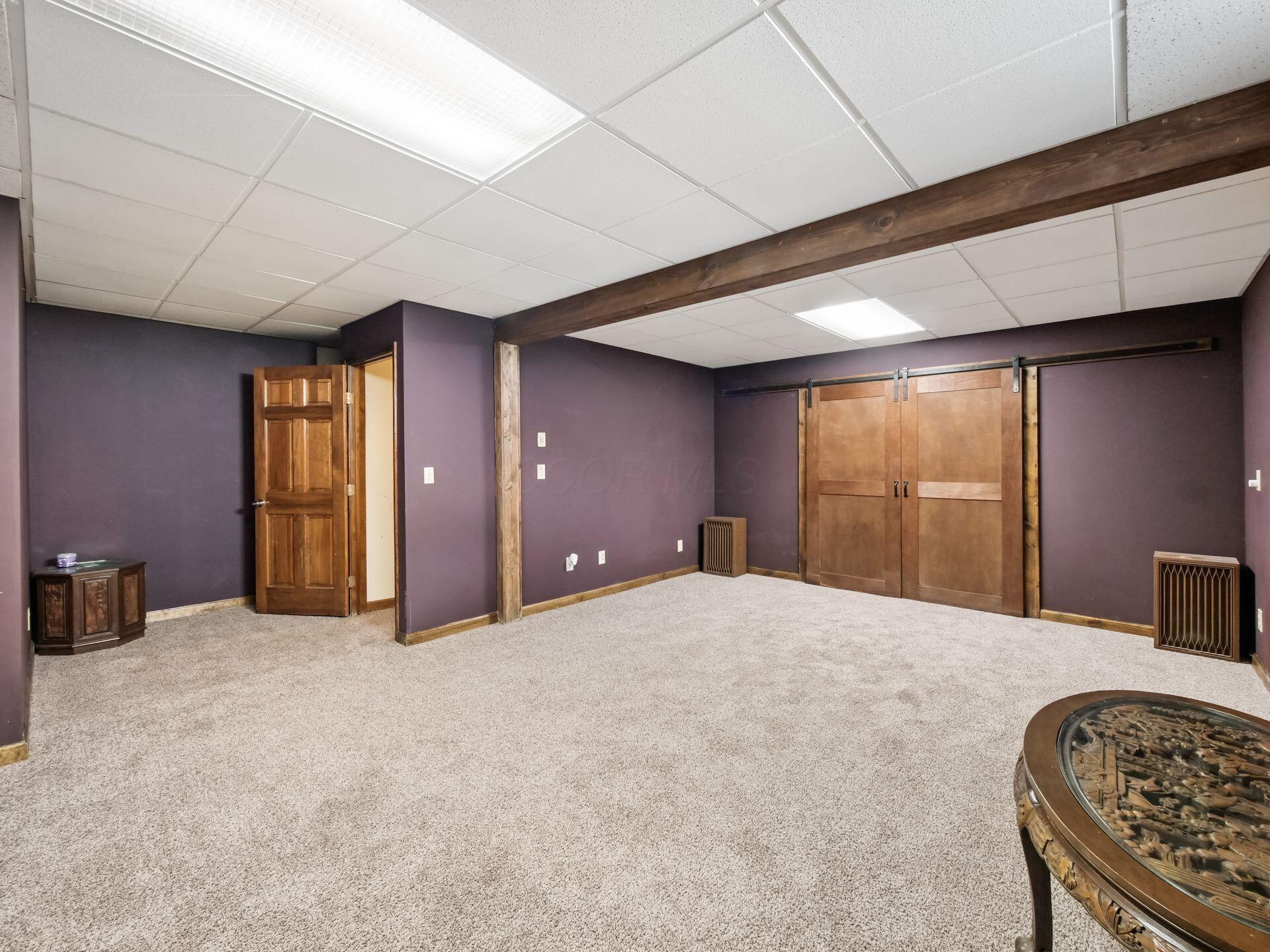 677 Montmorency Drive S Property Photo 32