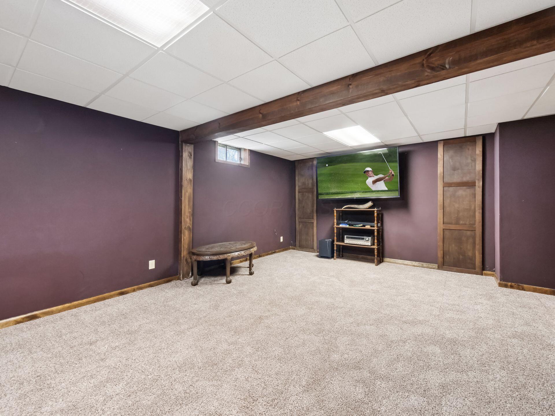 677 Montmorency Drive S Property Photo 33