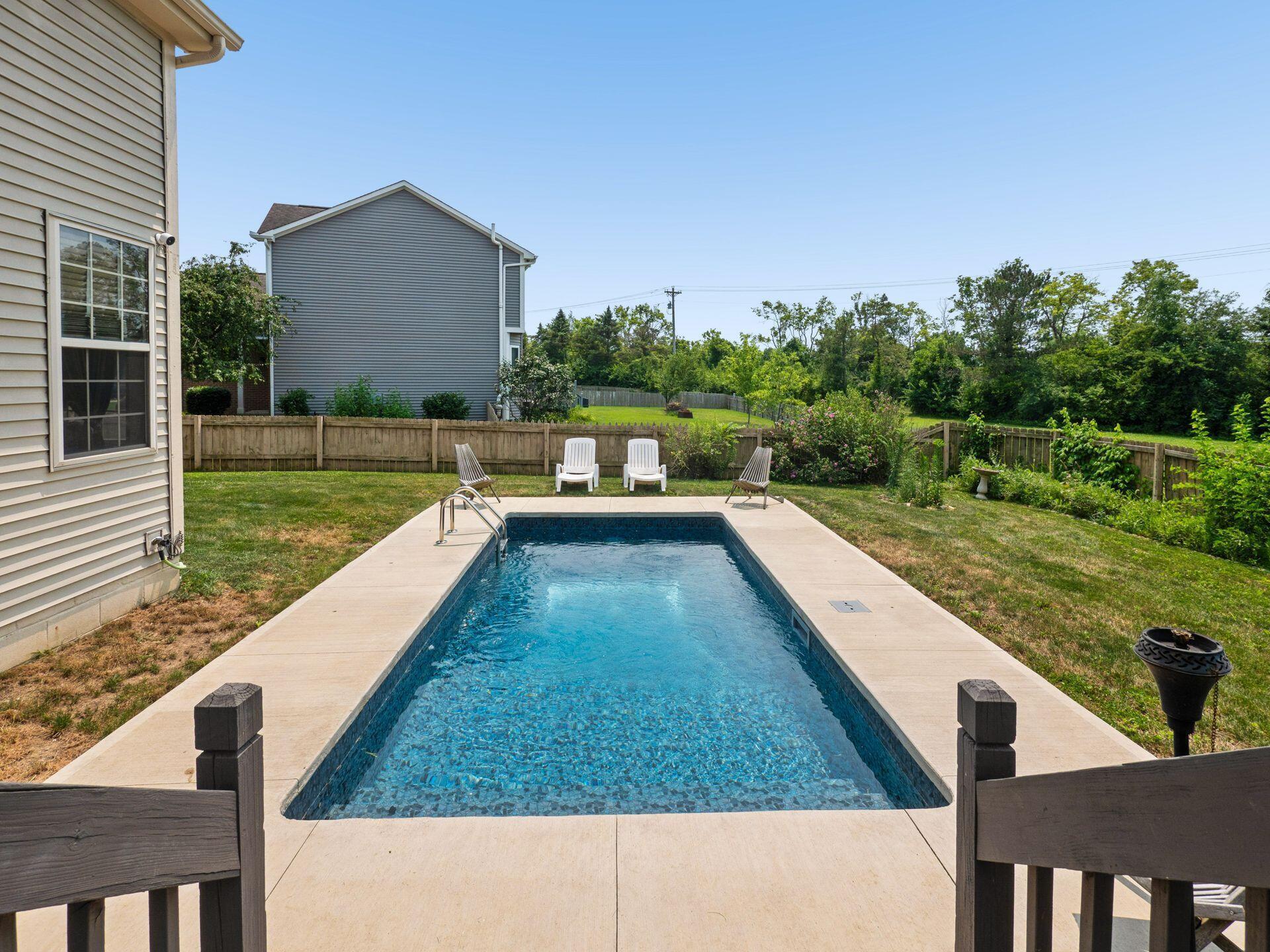 677 Montmorency Drive S Property Photo 42