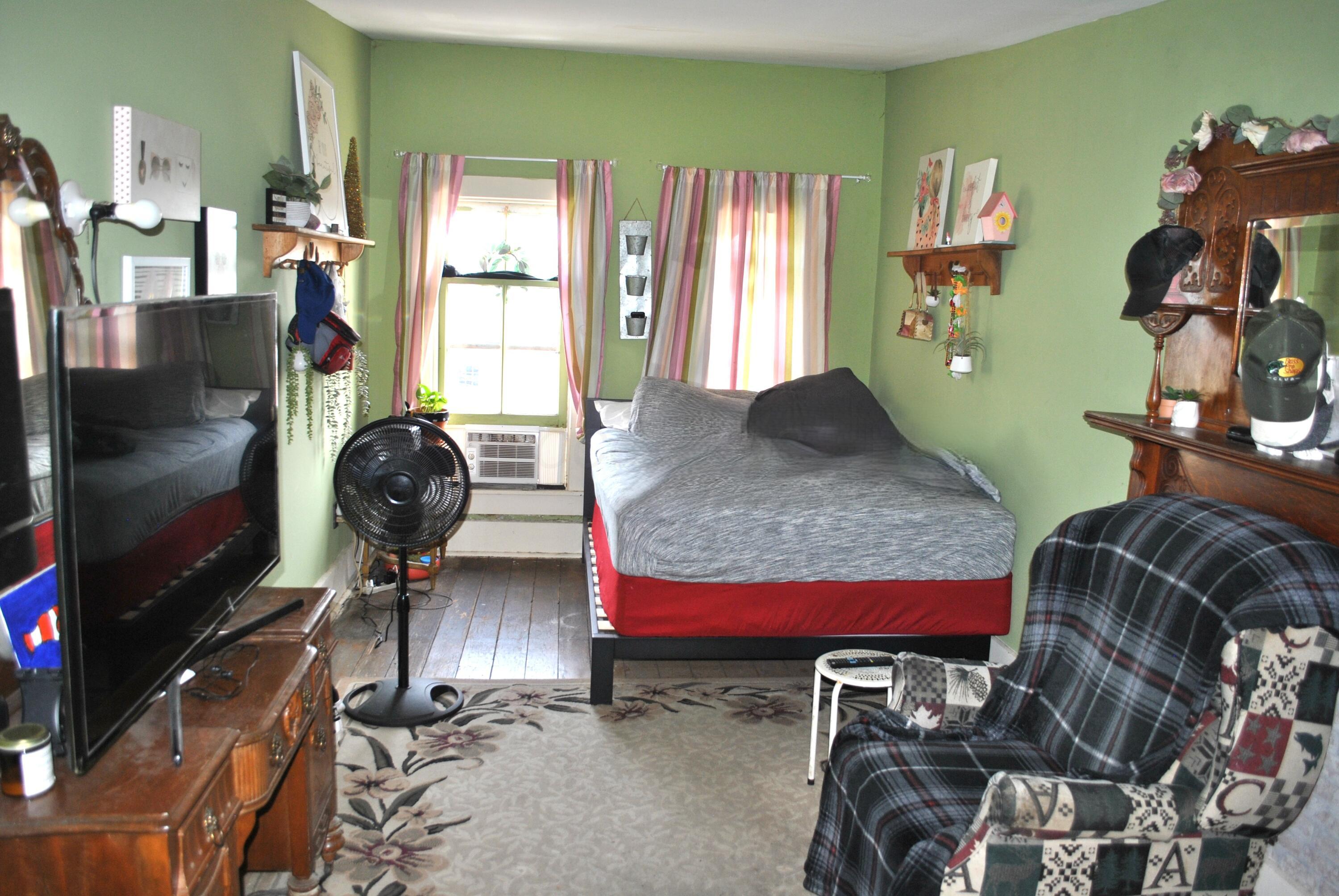 209 W Main Street Property Photo 37