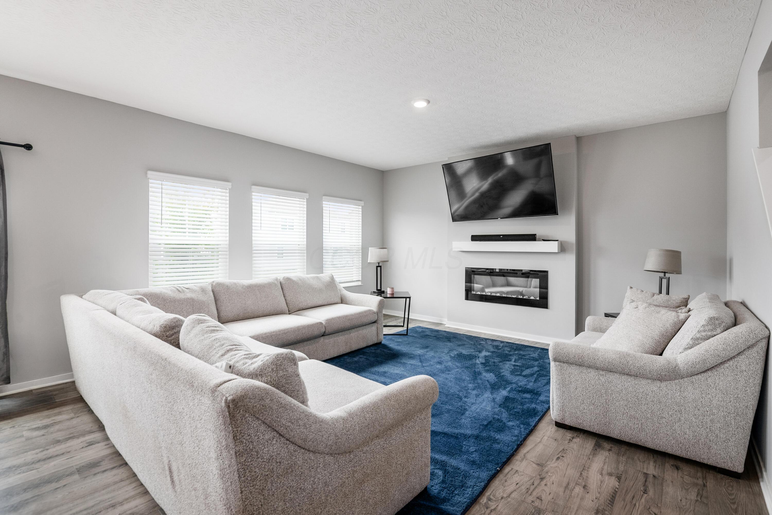 4321 Holstein Drive Property Photo 14