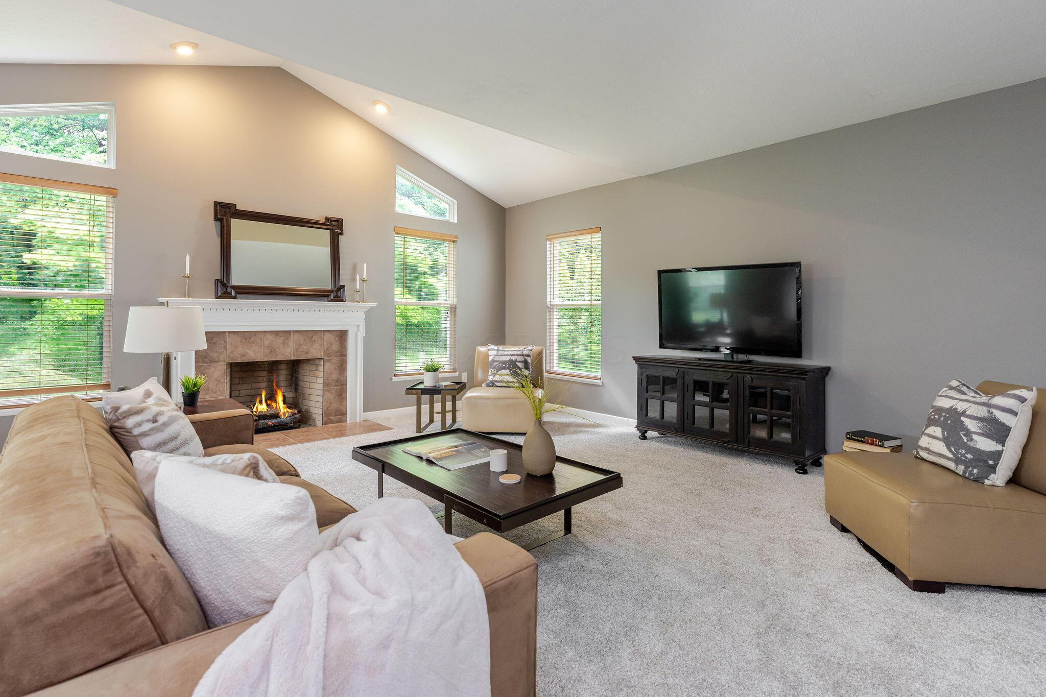 5725 Triplett Square Property Photo 17