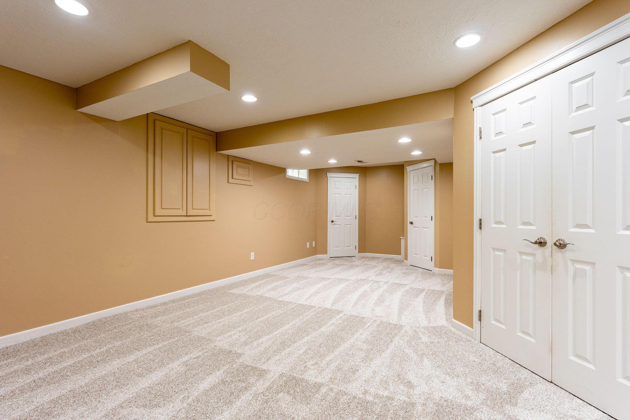 5725 Triplett Square Property Photo 37