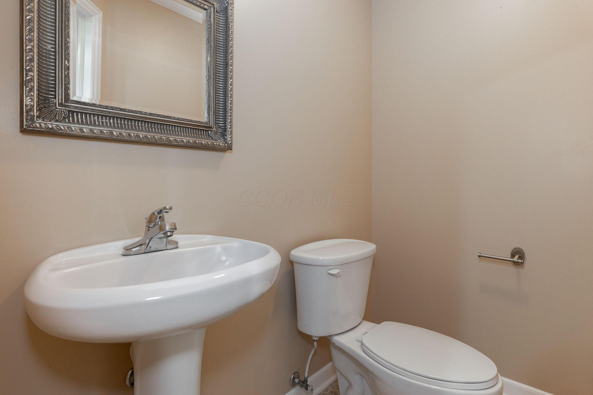 5725 Triplett Square Property Photo 40