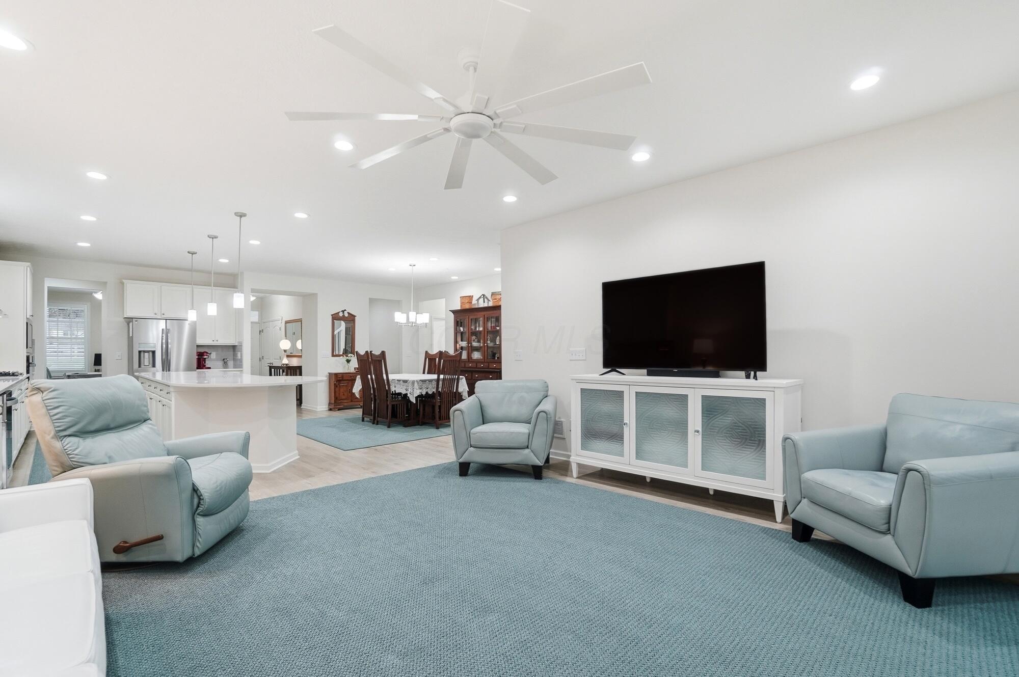 6393 Callaway Square E Property Photo 21