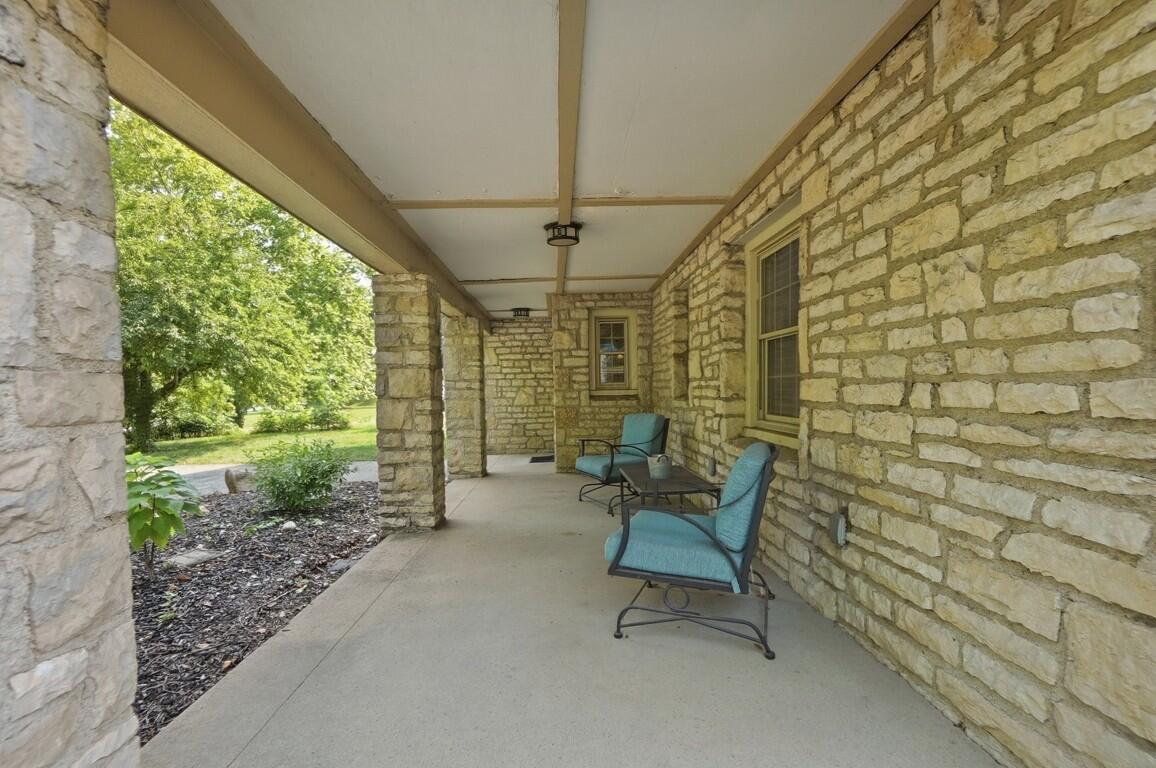 399 N Nelson Road Property Photo 8