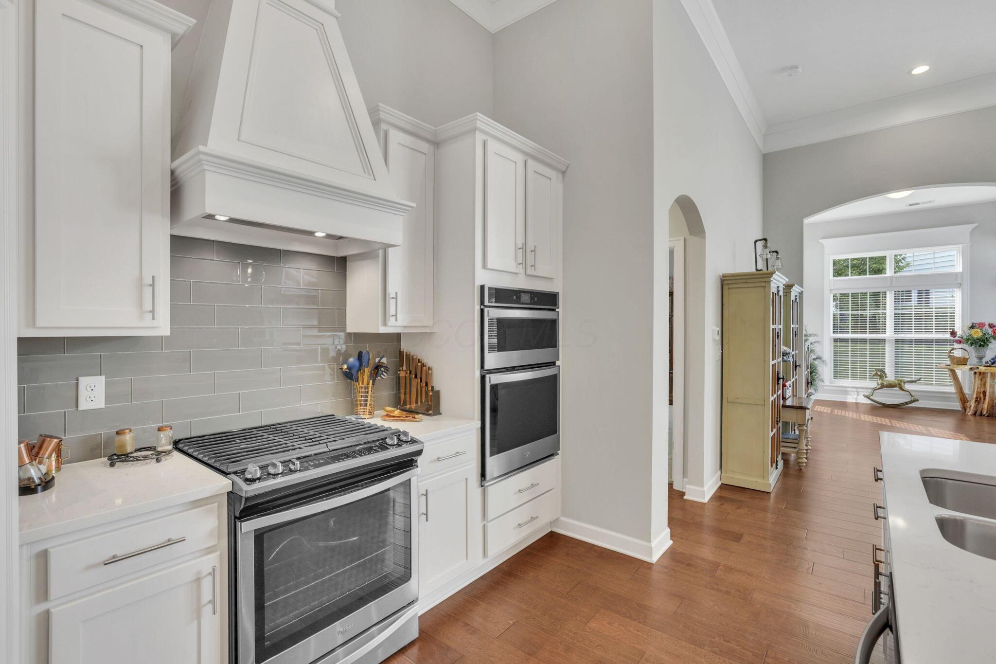 4557 Newport Loop E Property Photo 15