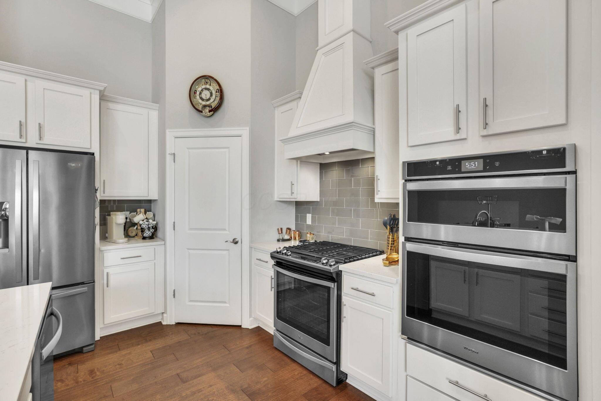 4557 Newport Loop E Property Photo 16