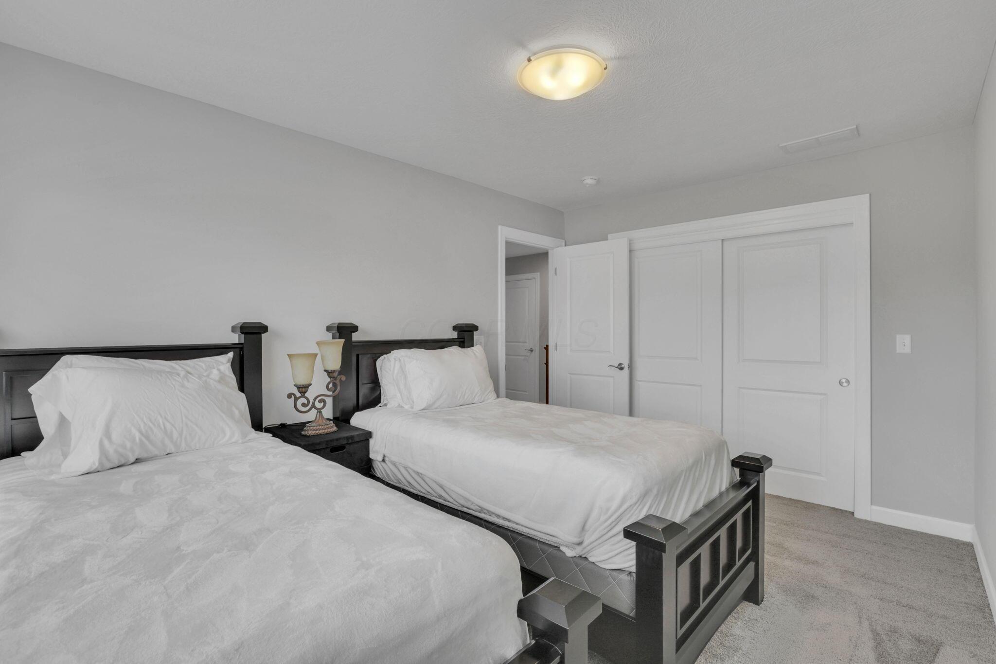 4557 Newport Loop E Property Photo 26