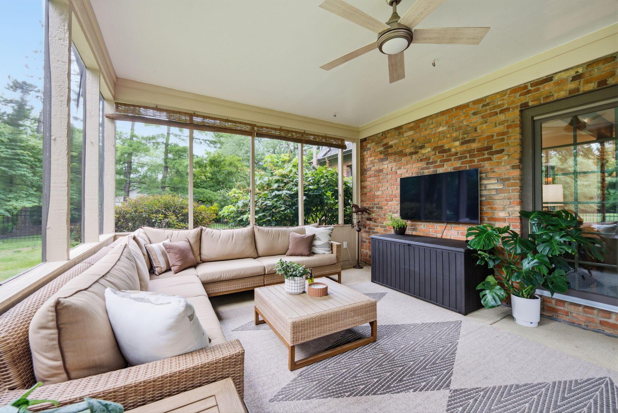 6075 Whittingham Drive Property Photo 31