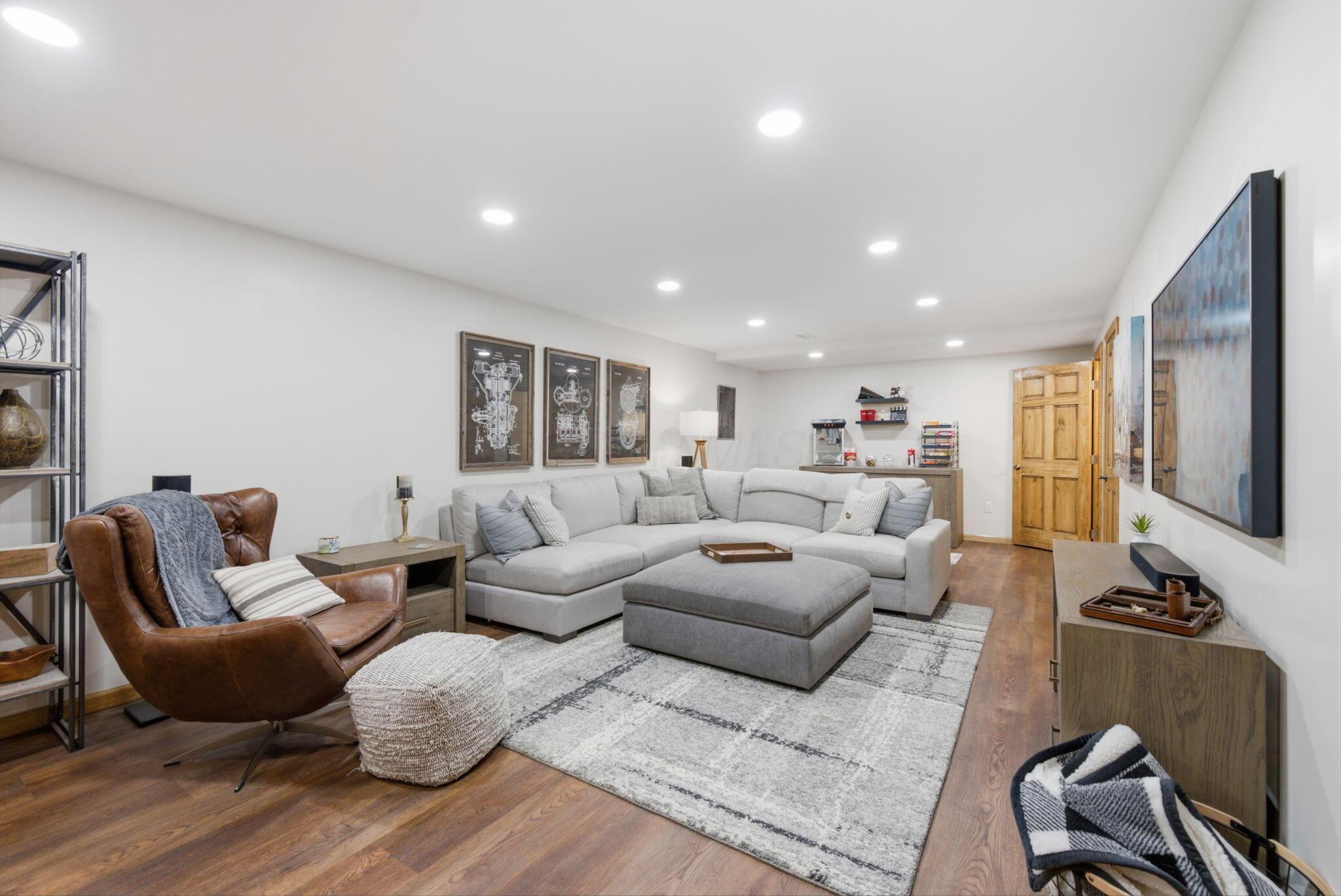 6075 Whittingham Drive Property Photo 43