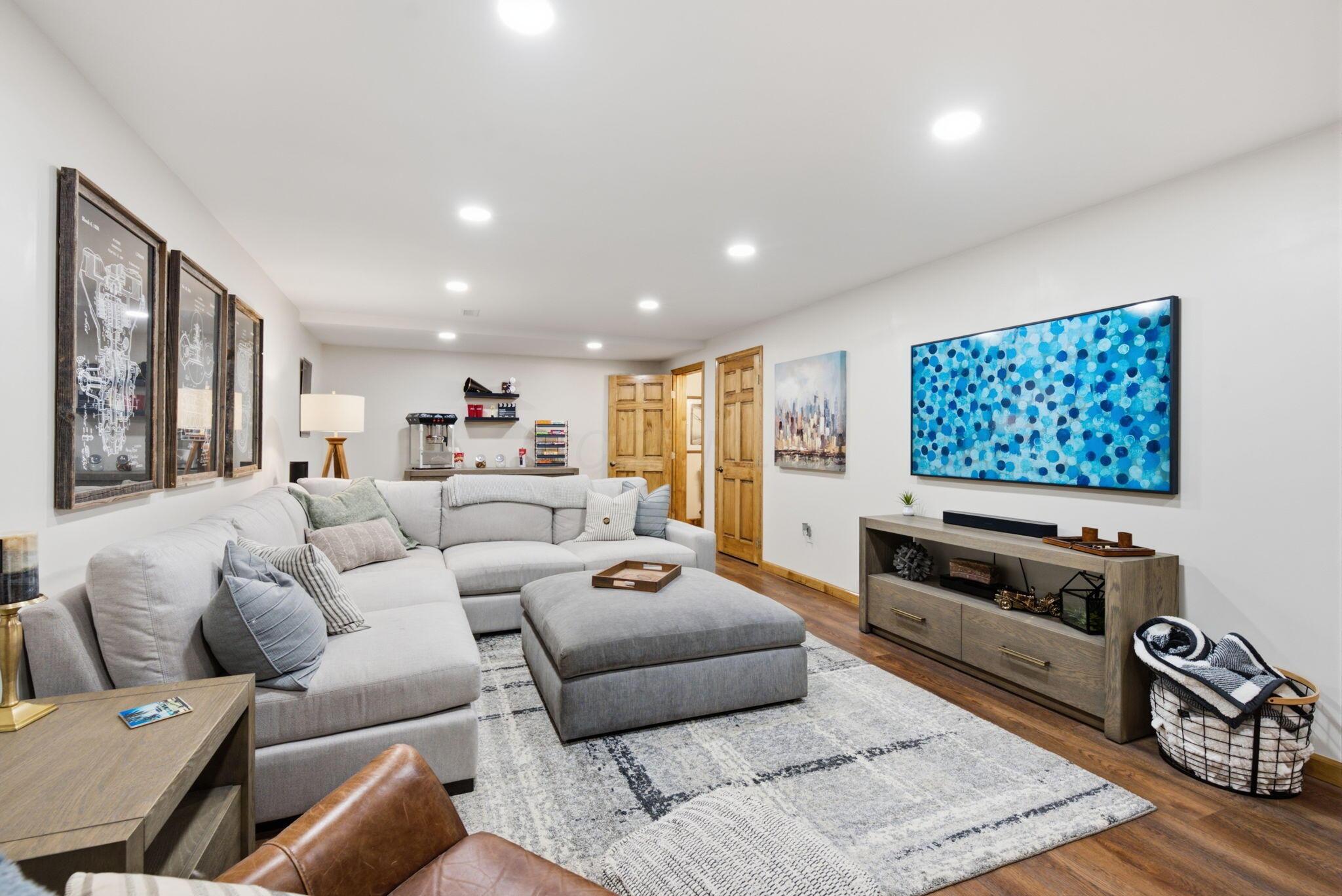 6075 Whittingham Drive Property Photo 44