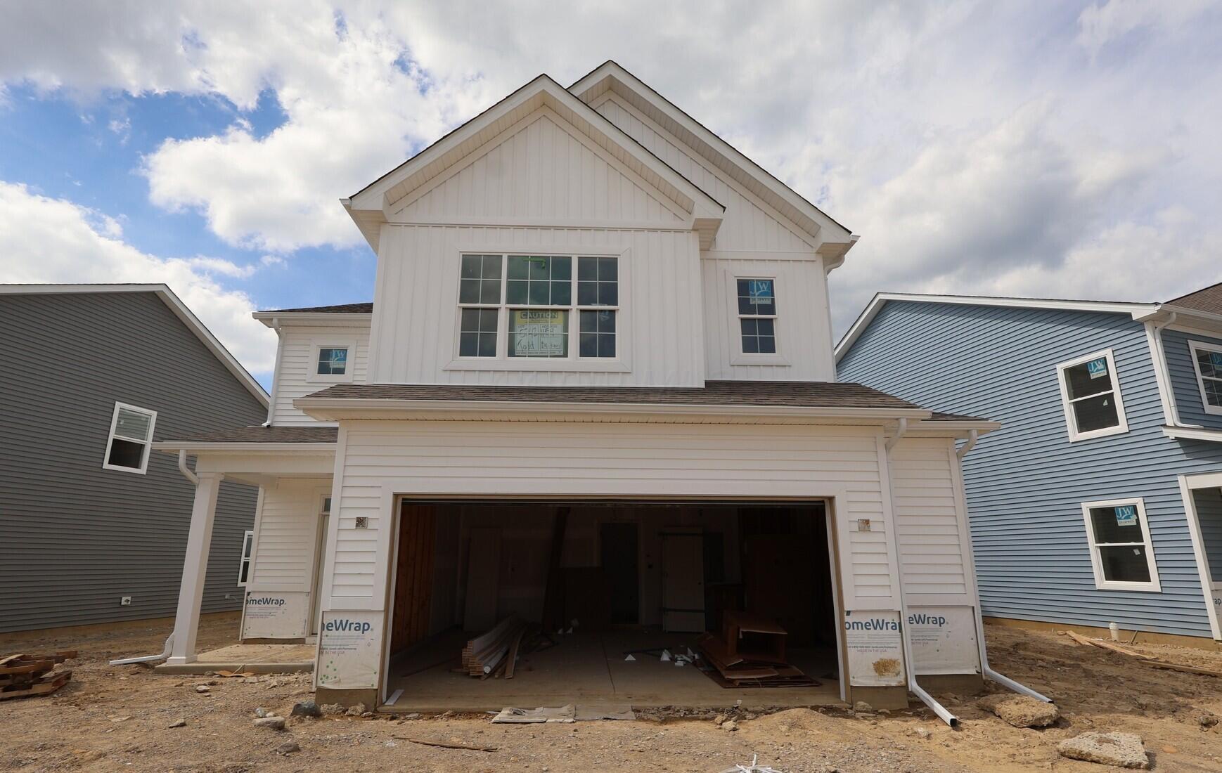 1159 Brittany Drive Property Photo 1