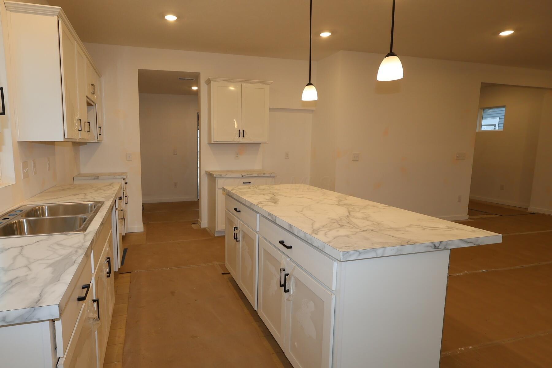 1159 Brittany Drive Property Photo 6
