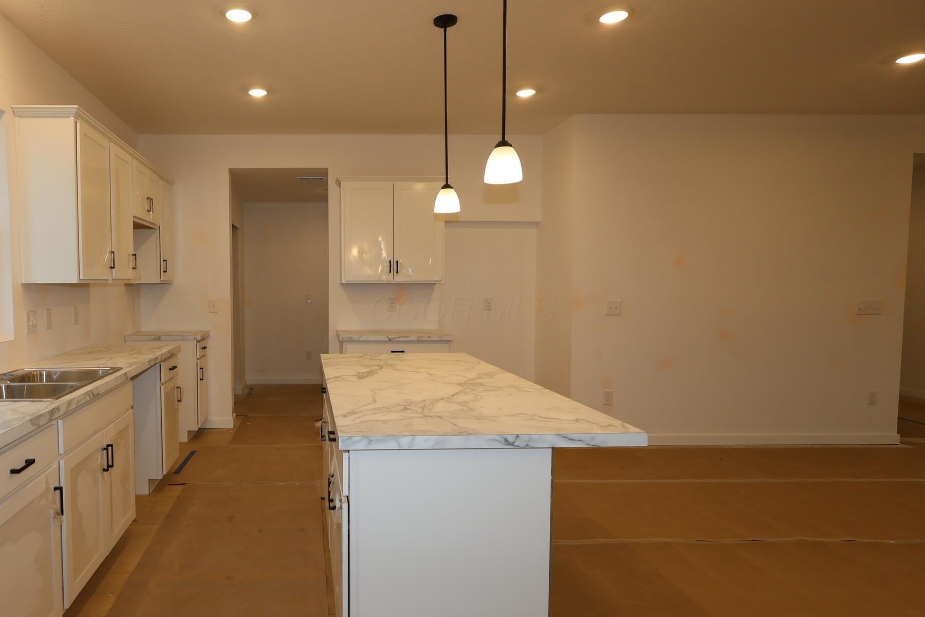 1159 Brittany Drive Property Photo 8