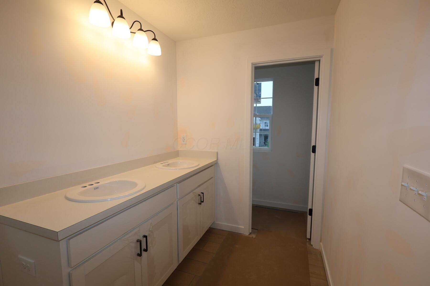 1159 Brittany Drive Property Photo 17