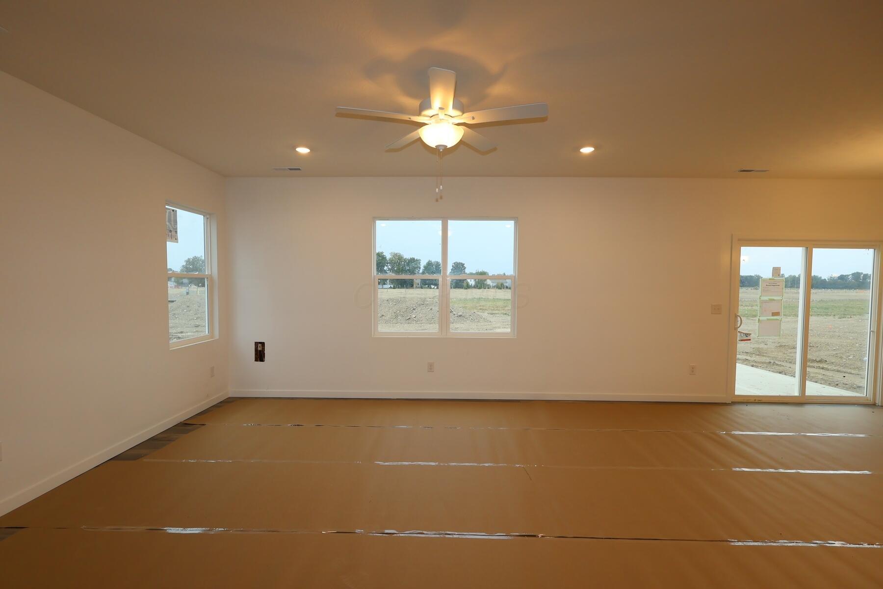 1171 Brittany Drive Property Photo 3