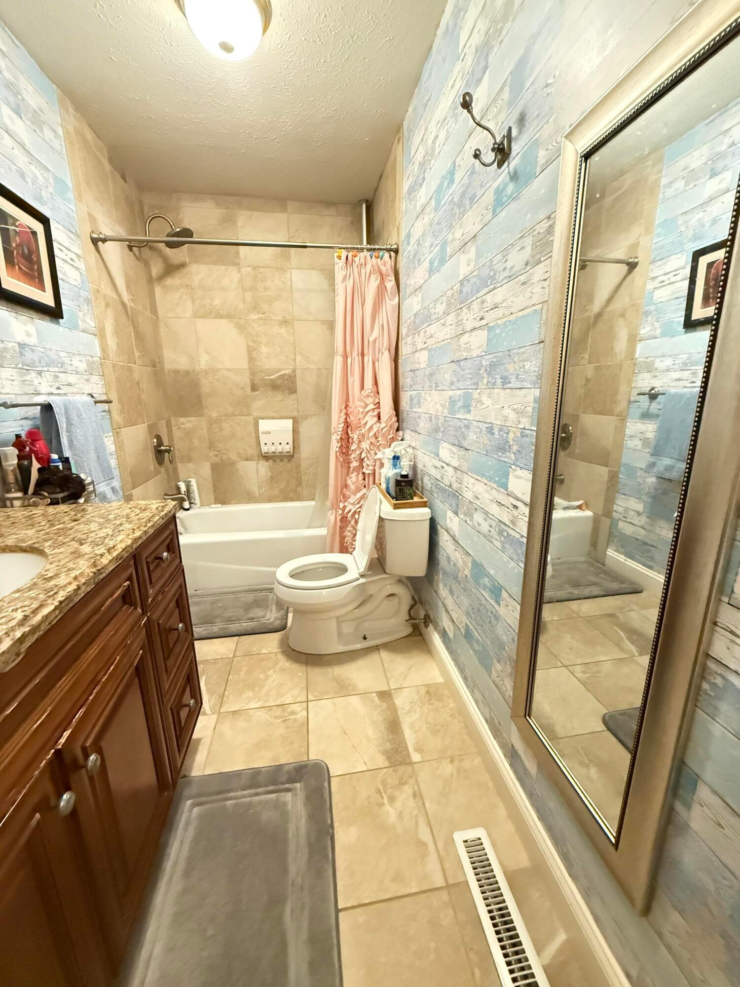 7902 Bittersweet Property Photo 25