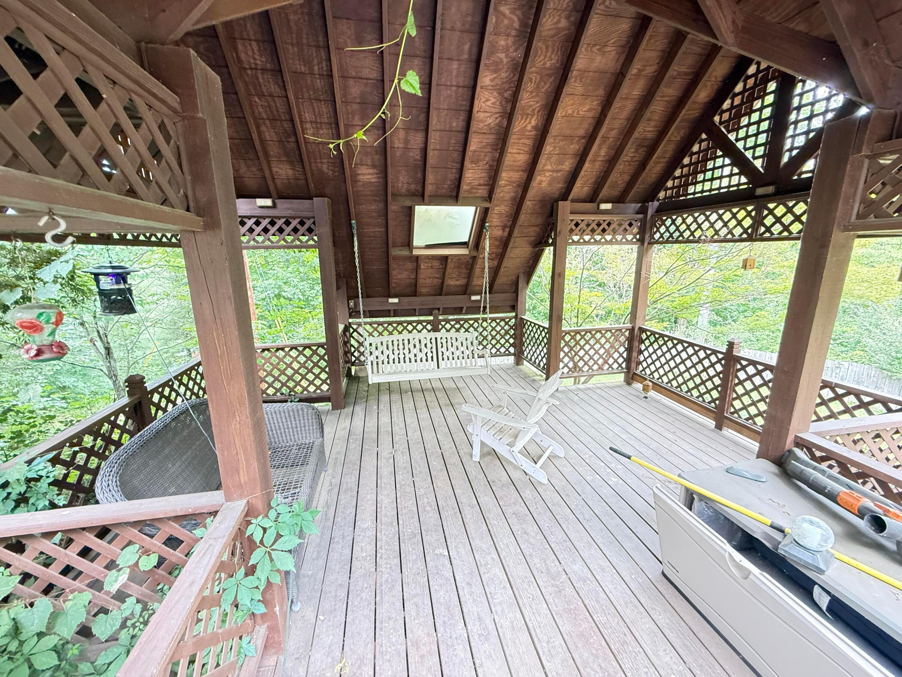 7902 Bittersweet Property Photo 37