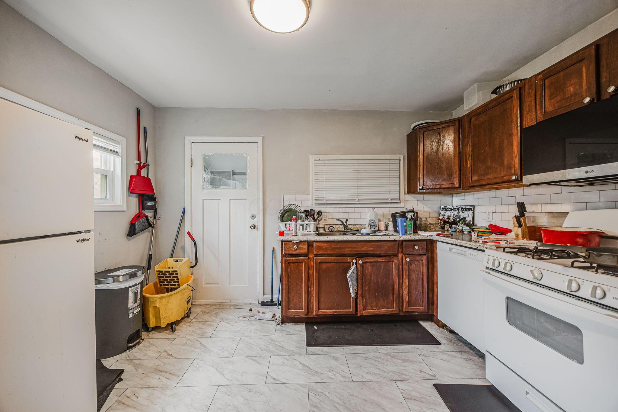355 E Innis Avenue Property Photo 14