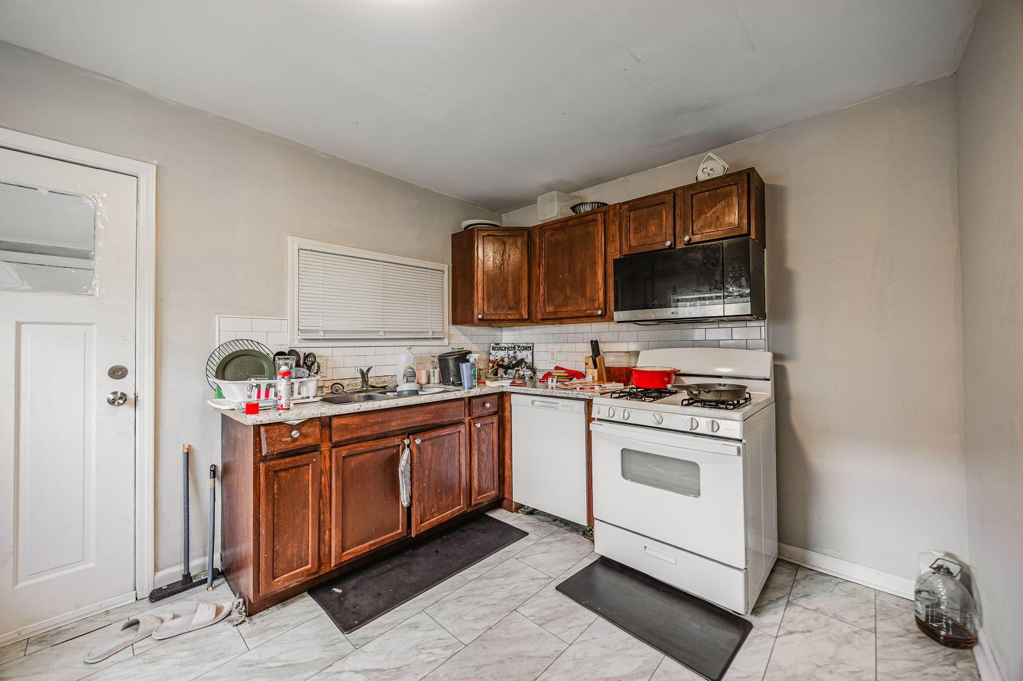 355 E Innis Avenue Property Photo 15