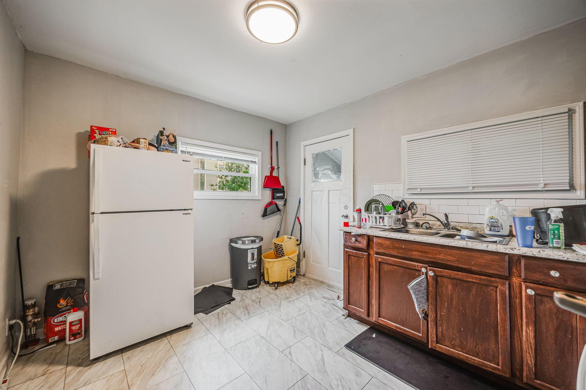 355 E Innis Avenue Property Photo 16