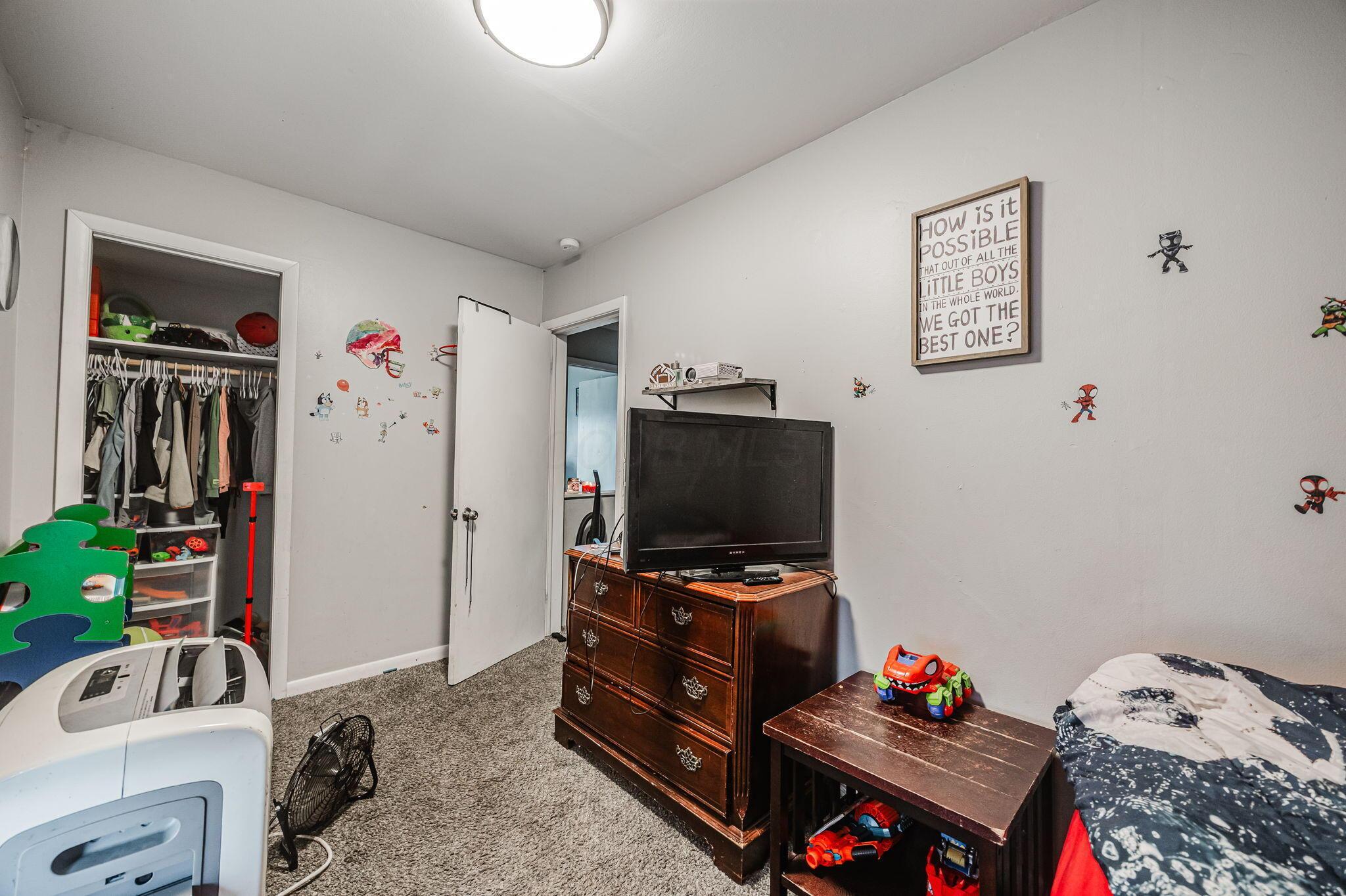 355 E Innis Avenue Property Photo 49