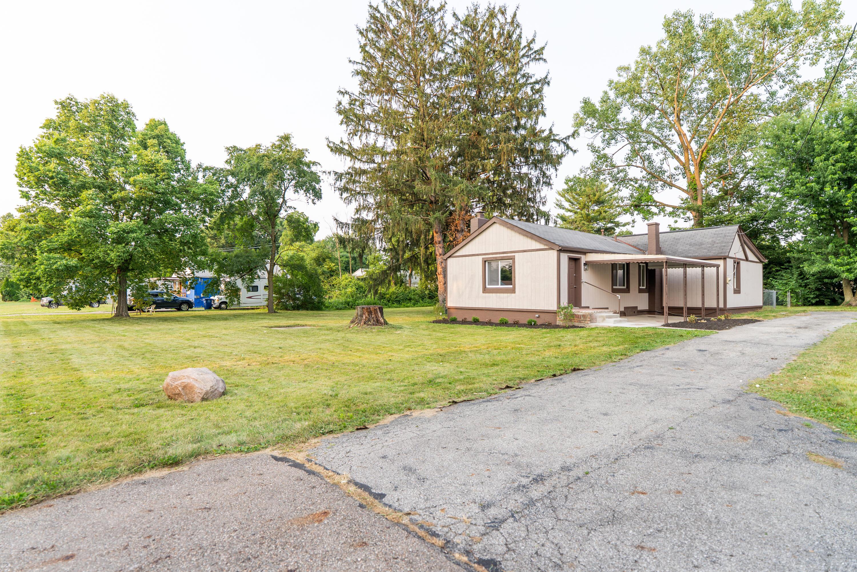 2766 Fairwood Avenue Property Photo 1