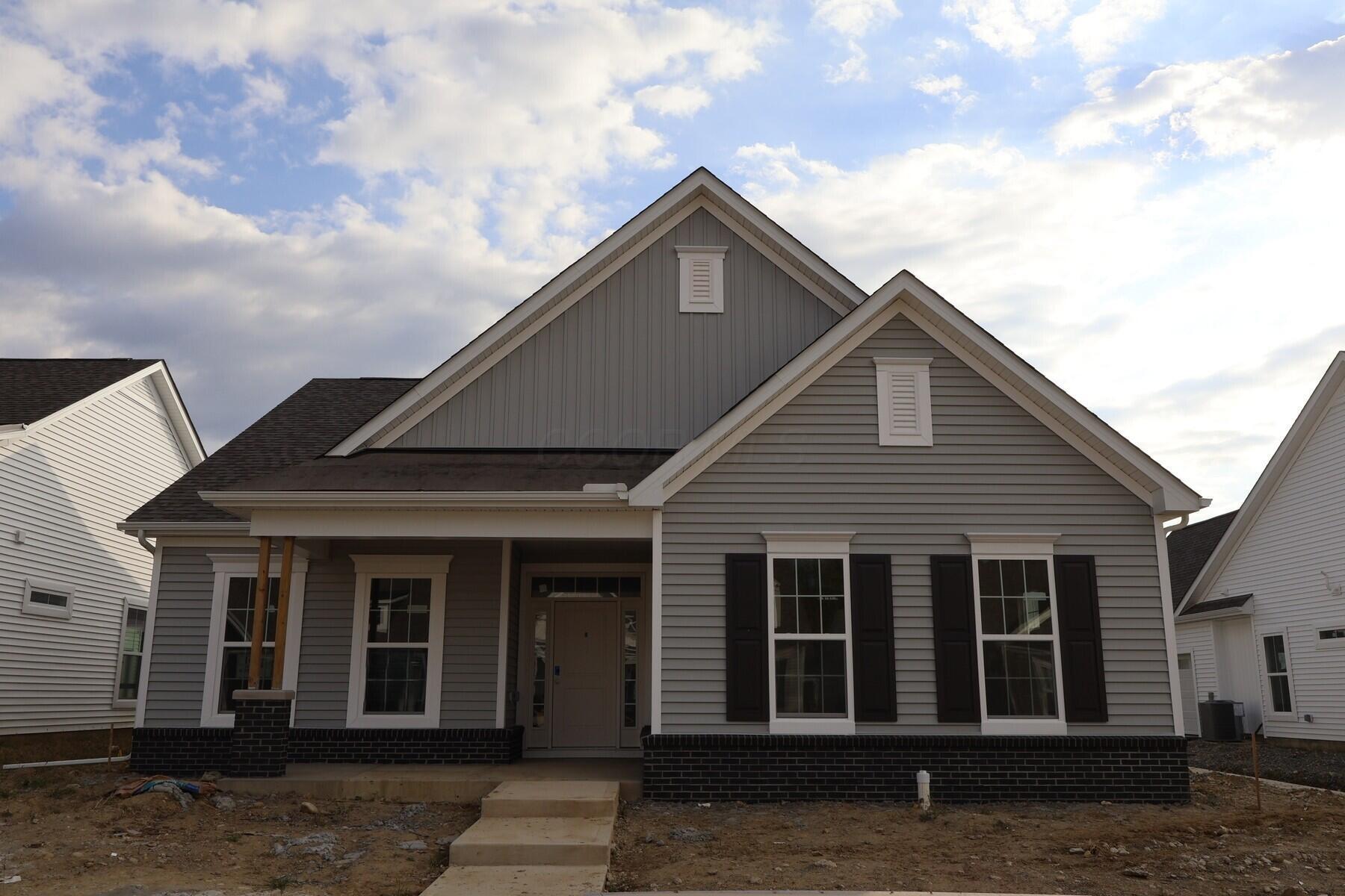 4533 Corsican Loop E Property Photo 1