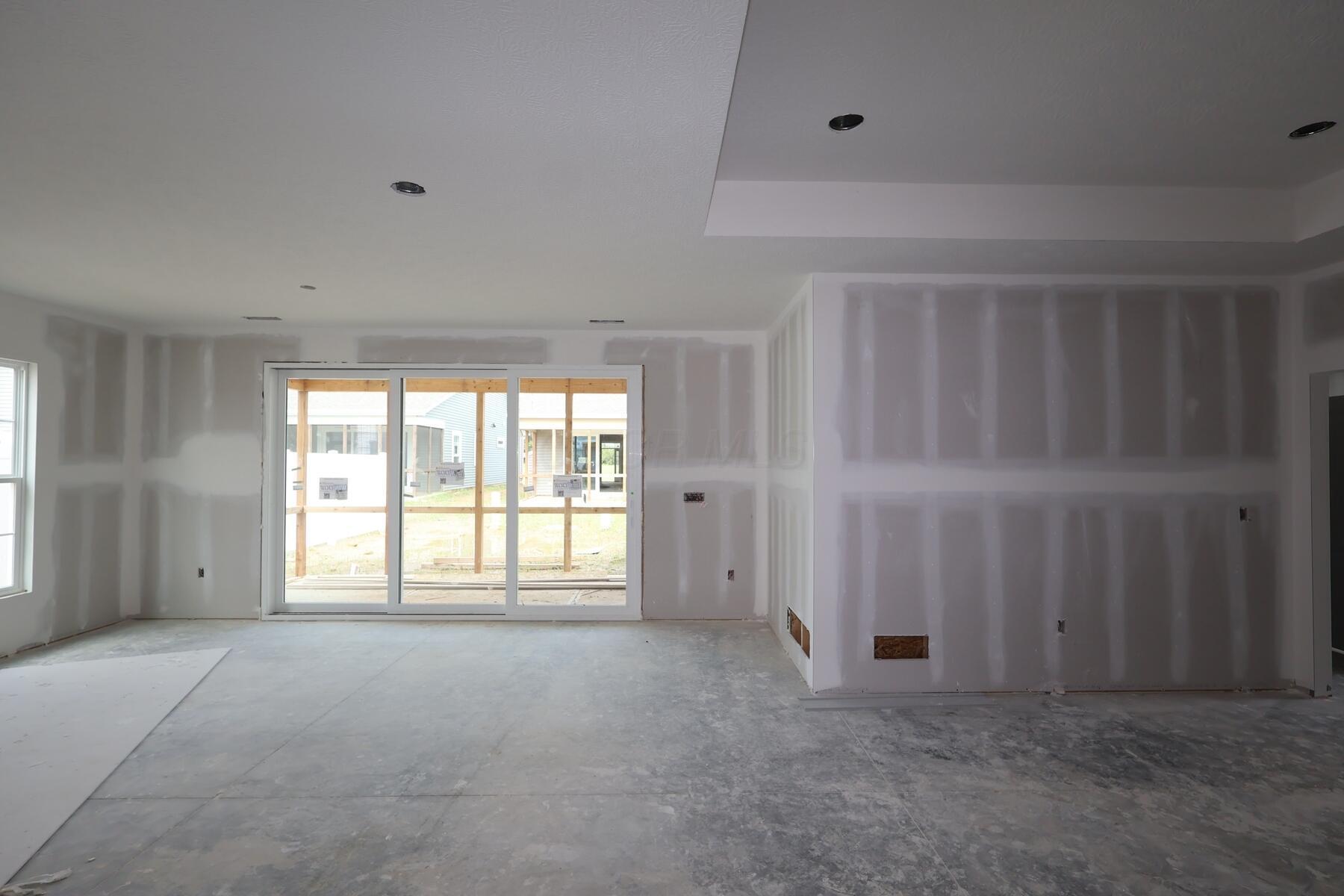 4533 Corsican Loop E Property Photo 2
