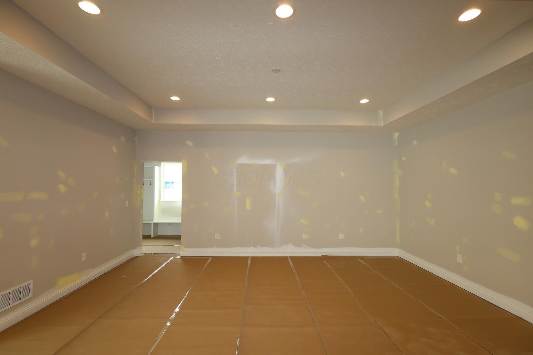 4533 Corsican Loop E Property Photo 3