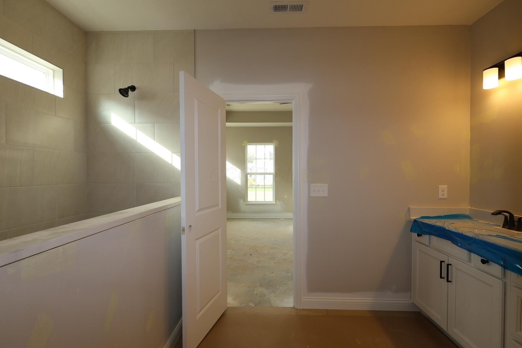 4533 Corsican Loop E Property Photo 16