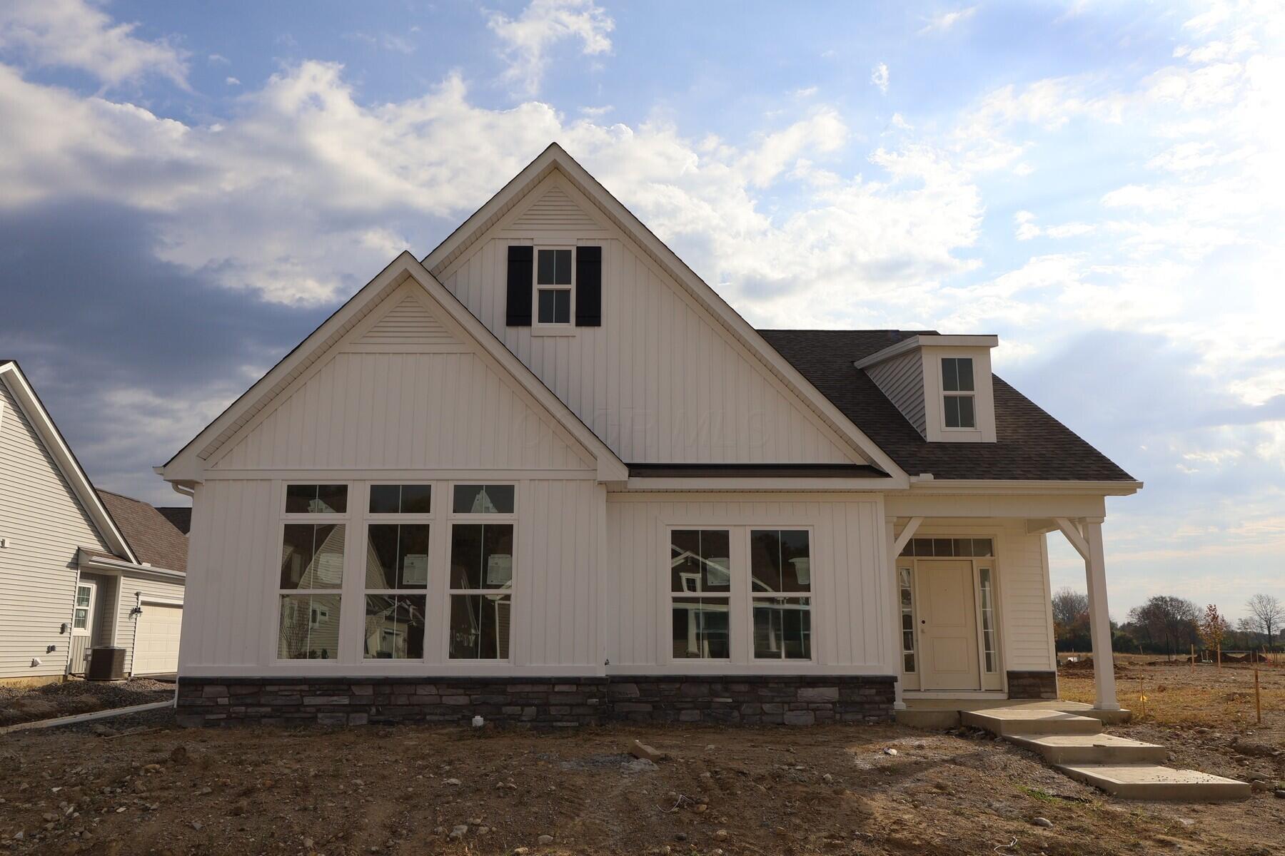4529 Corsican Loop E Property Photo 1