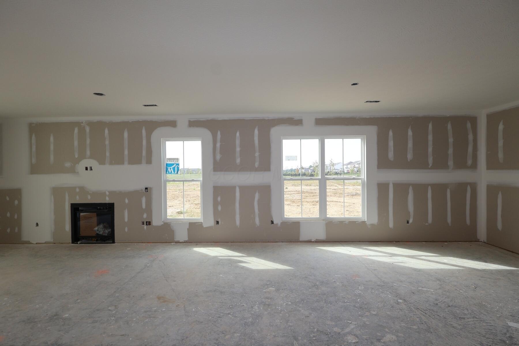 4529 Corsican Loop E Property Photo 2