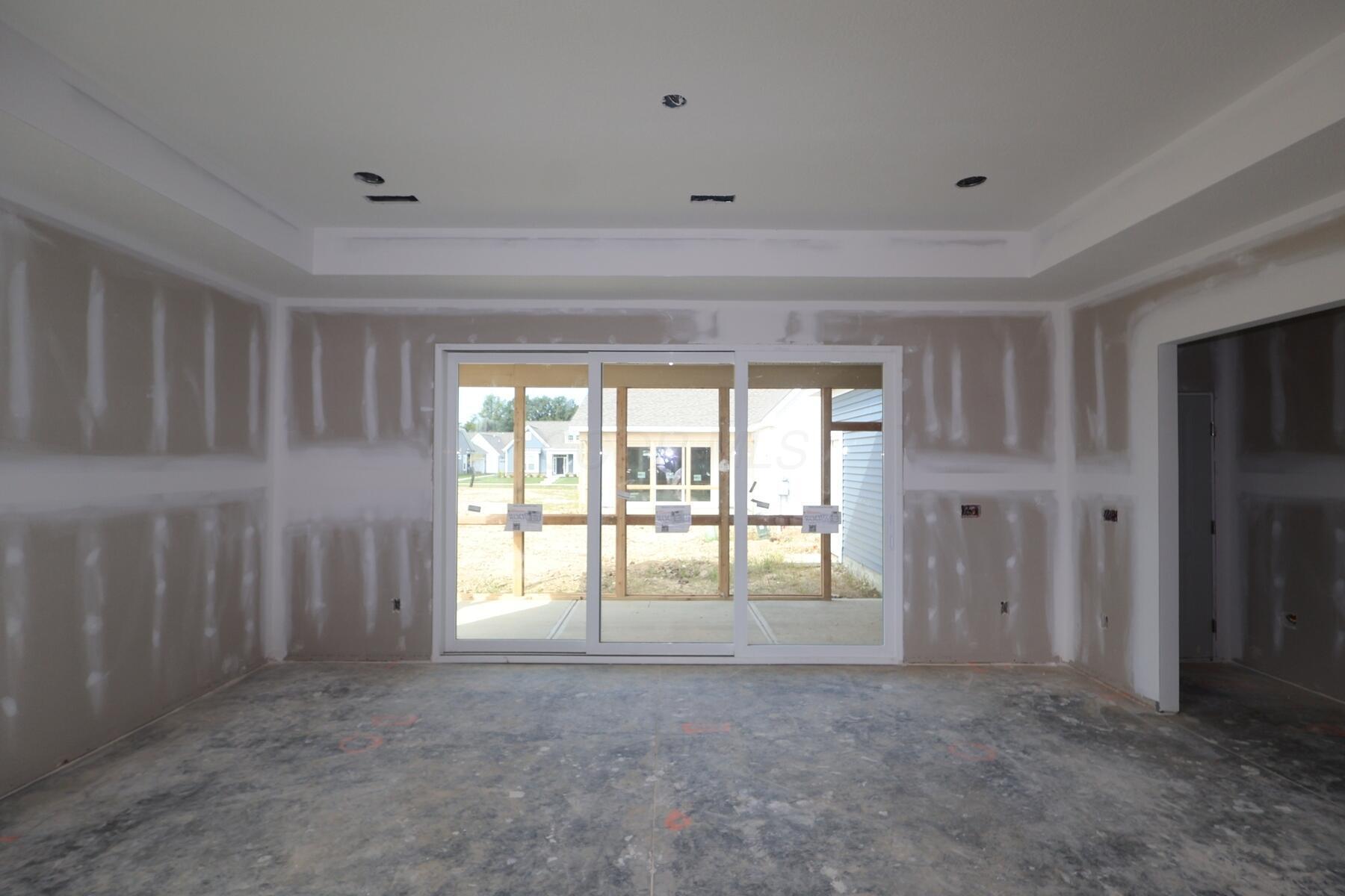4527 Corsican Loop E Property Photo 12