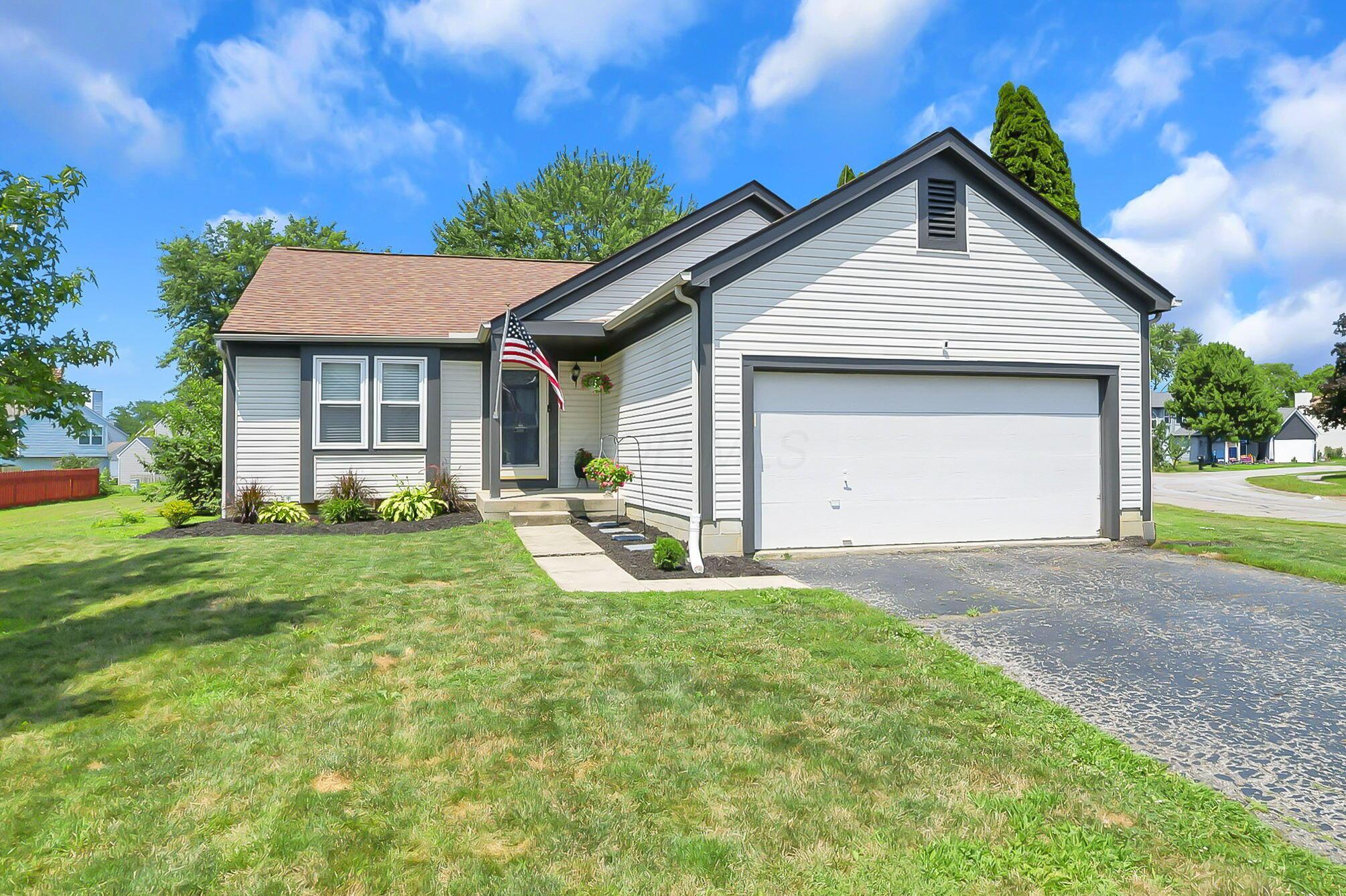 7576 Plainfield Drive Property Photo 1