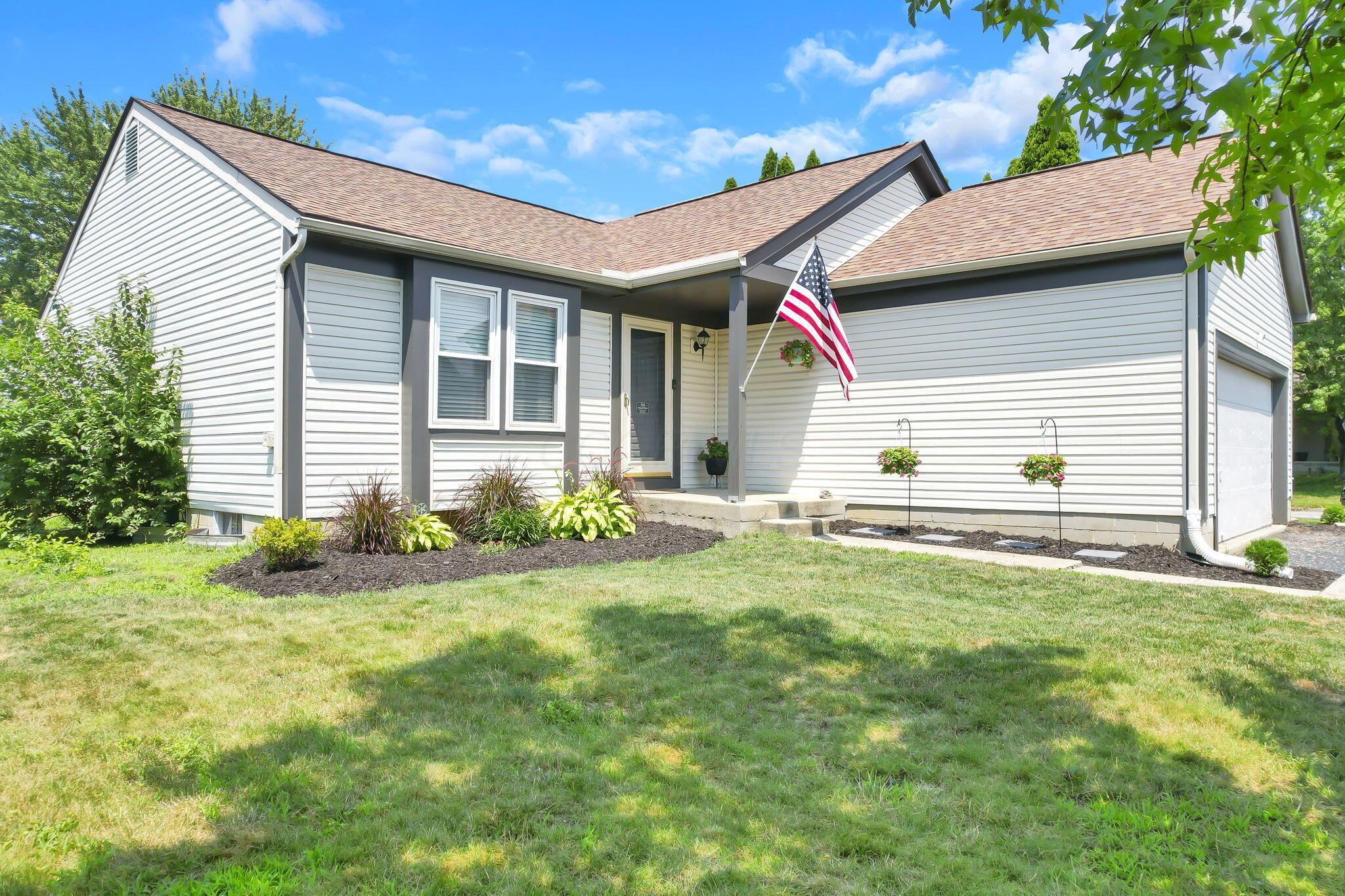 7576 Plainfield Drive Property Photo 3