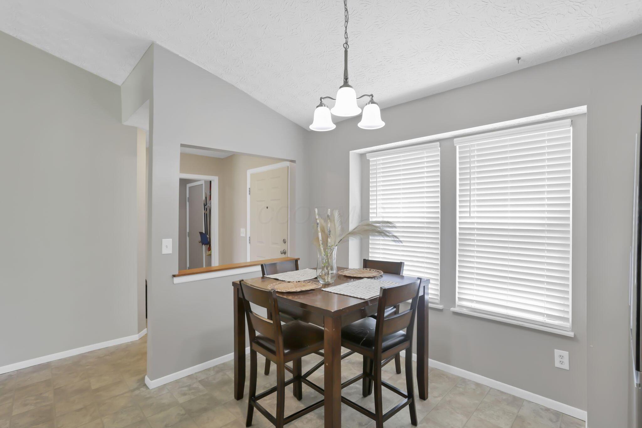 7576 Plainfield Drive Property Photo 8