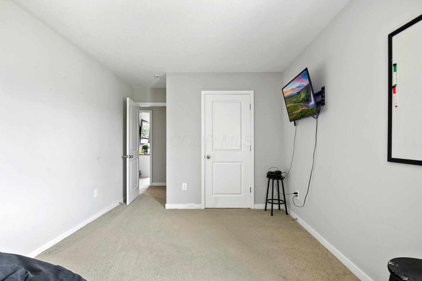 227 Carrowmoore Drive Property Photo 27