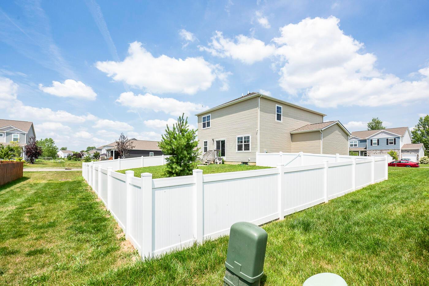 227 Carrowmoore Drive Property Photo 41