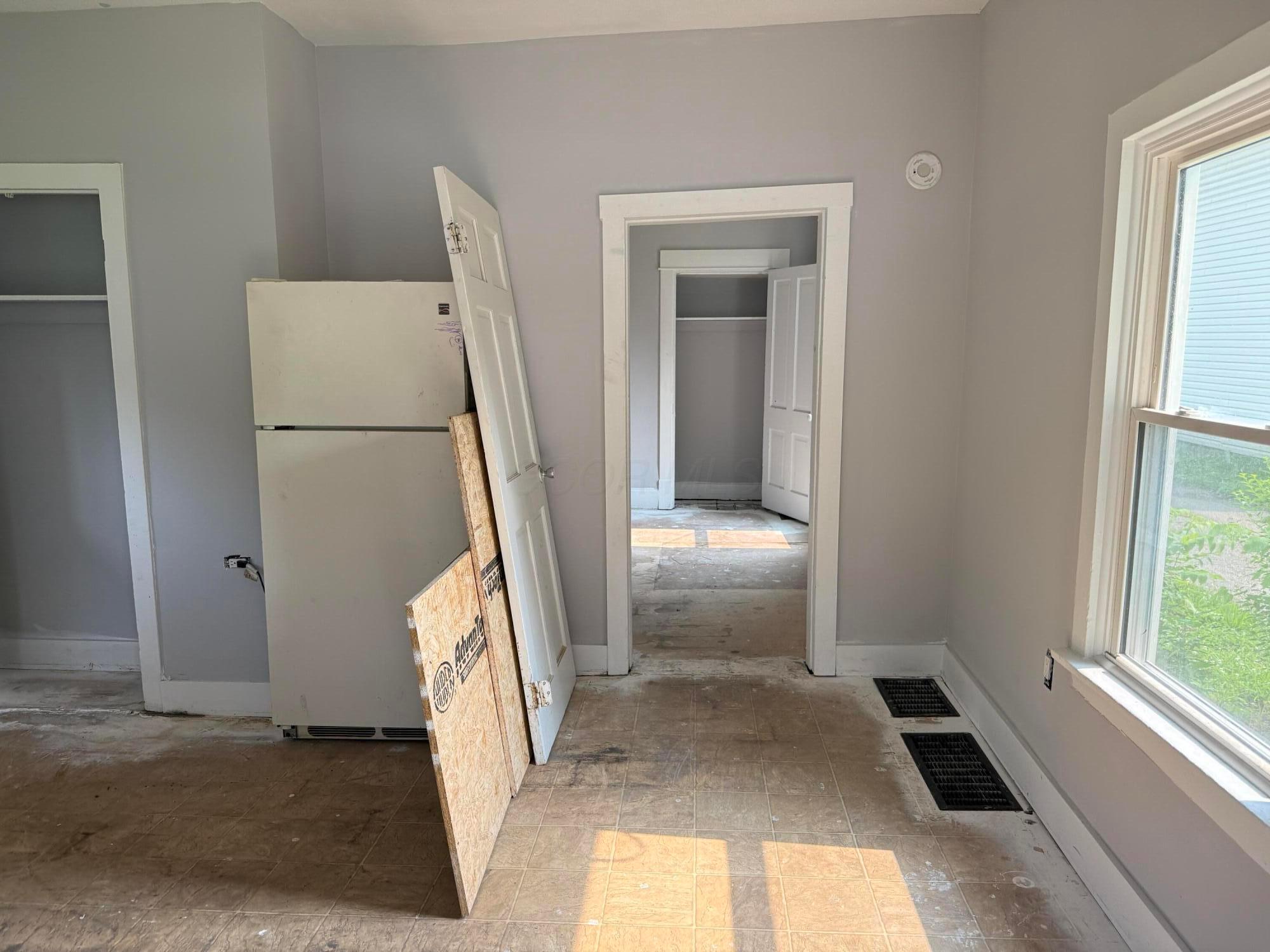 106 Fleek Avenue Property Photo 3