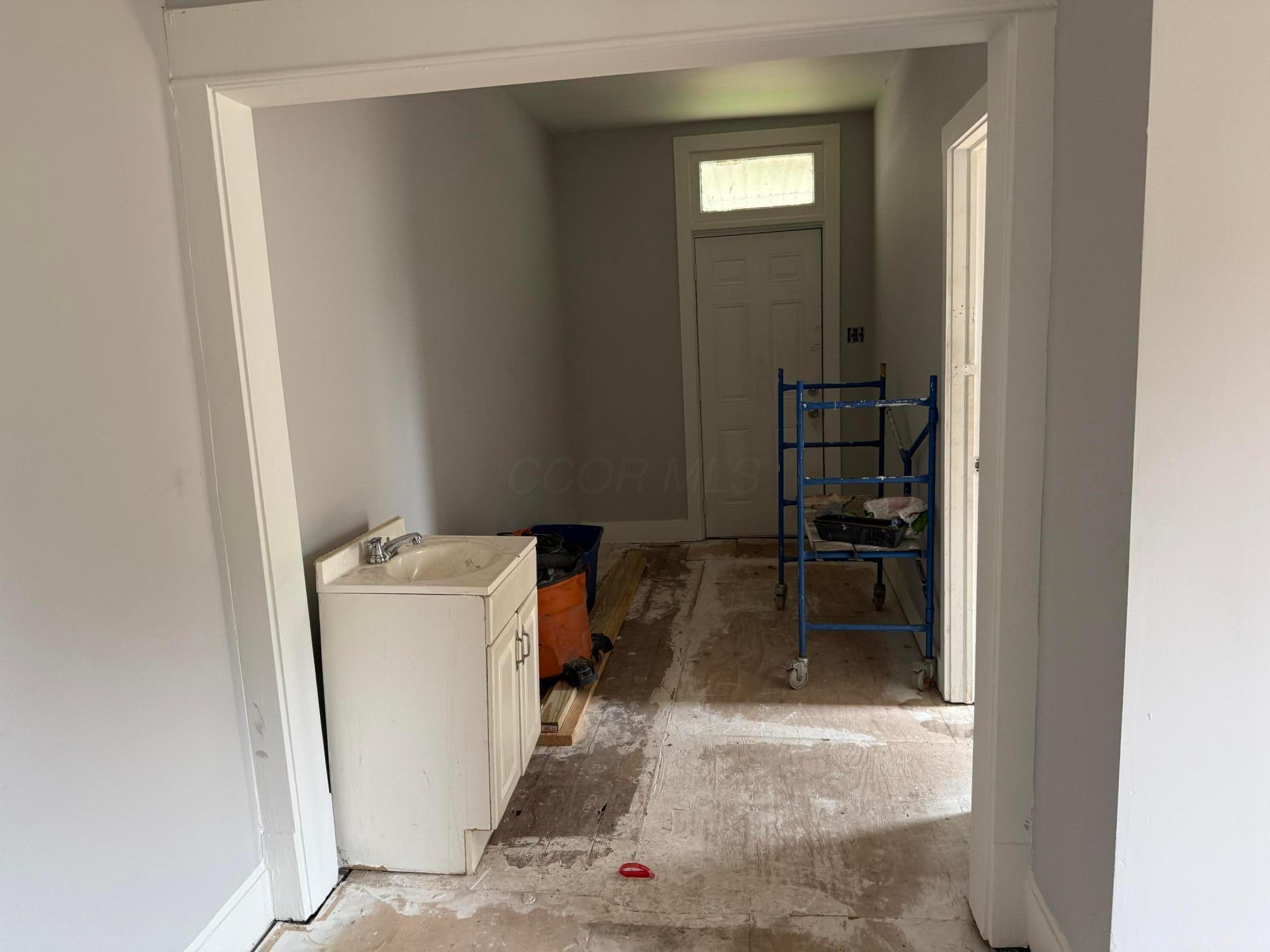 106 Fleek Avenue Property Photo 6