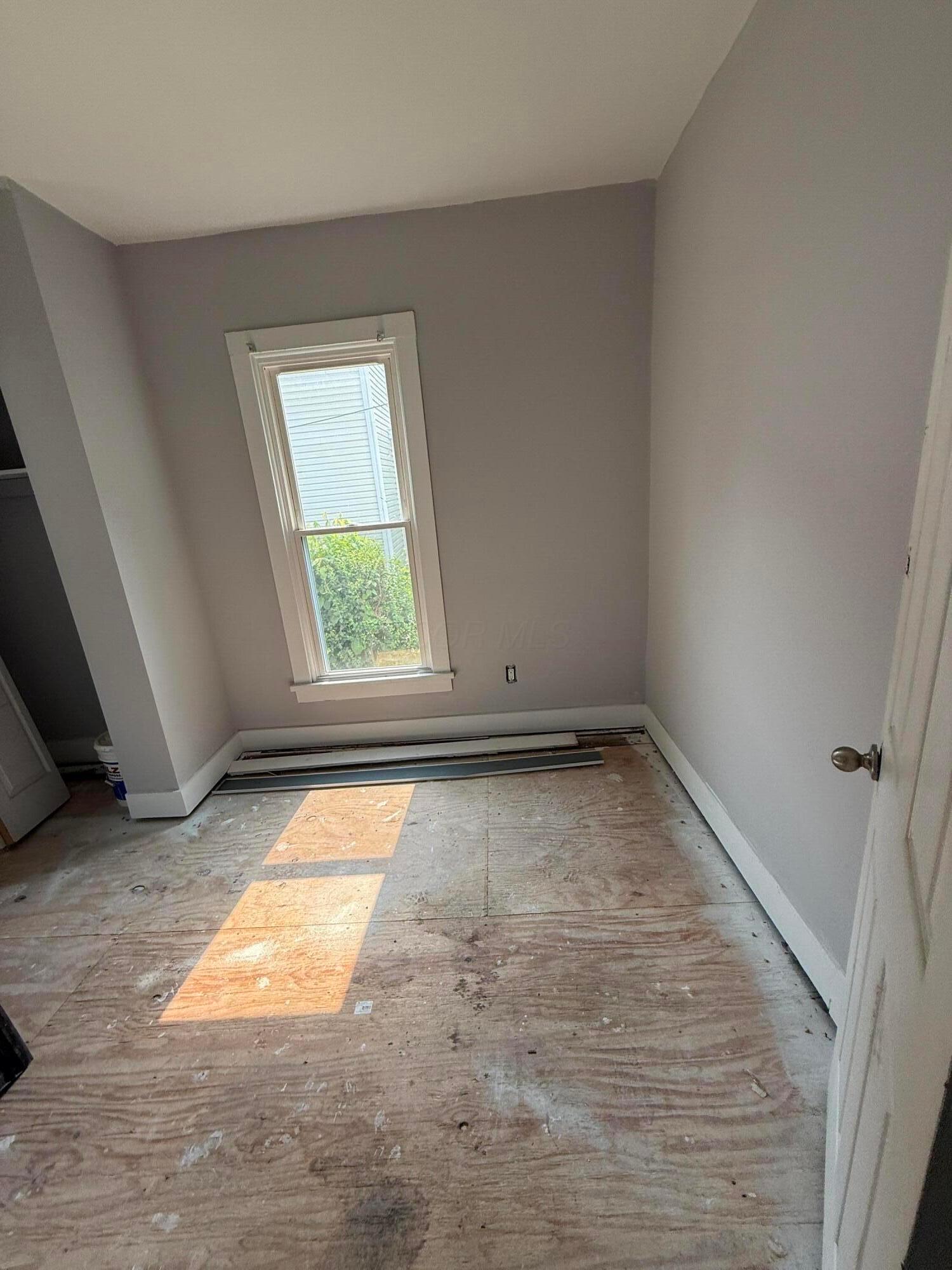 106 Fleek Avenue Property Photo 10