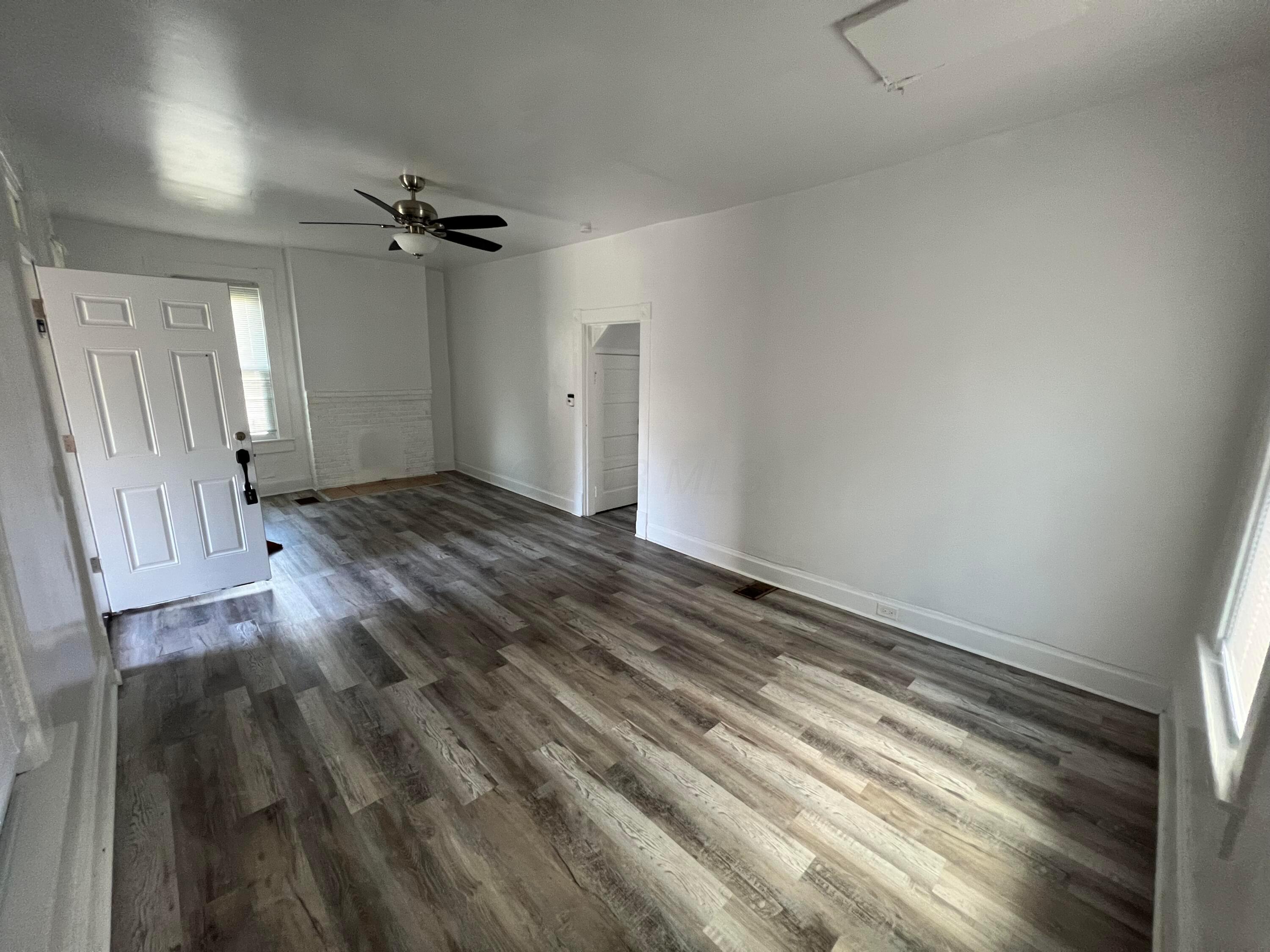 1709 E Weber Road Property Photo 3
