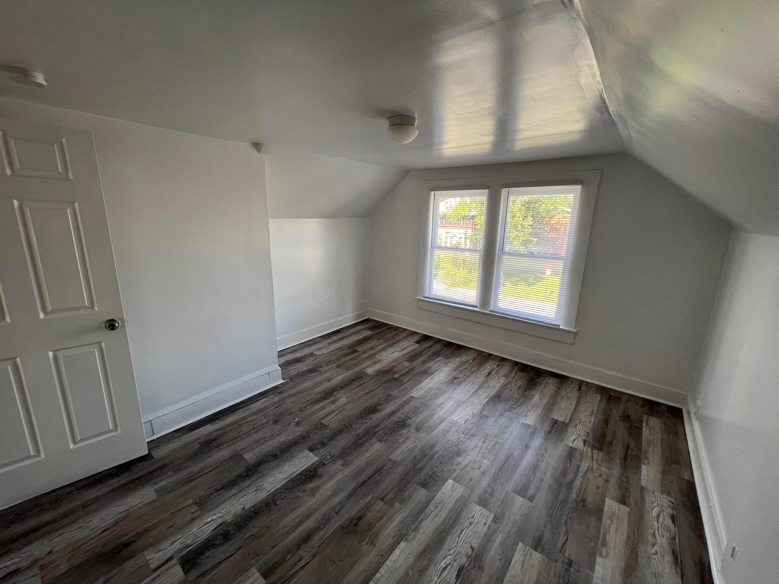 1709 E Weber Road Property Photo 7