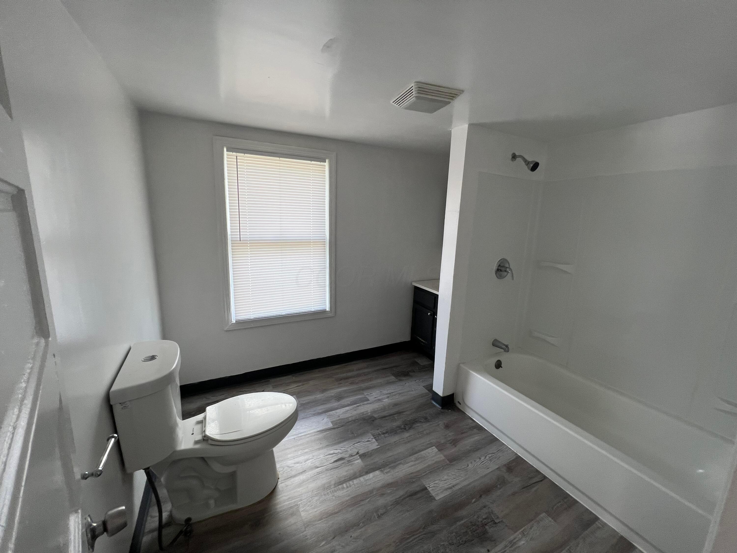 1709 E Weber Road Property Photo 8