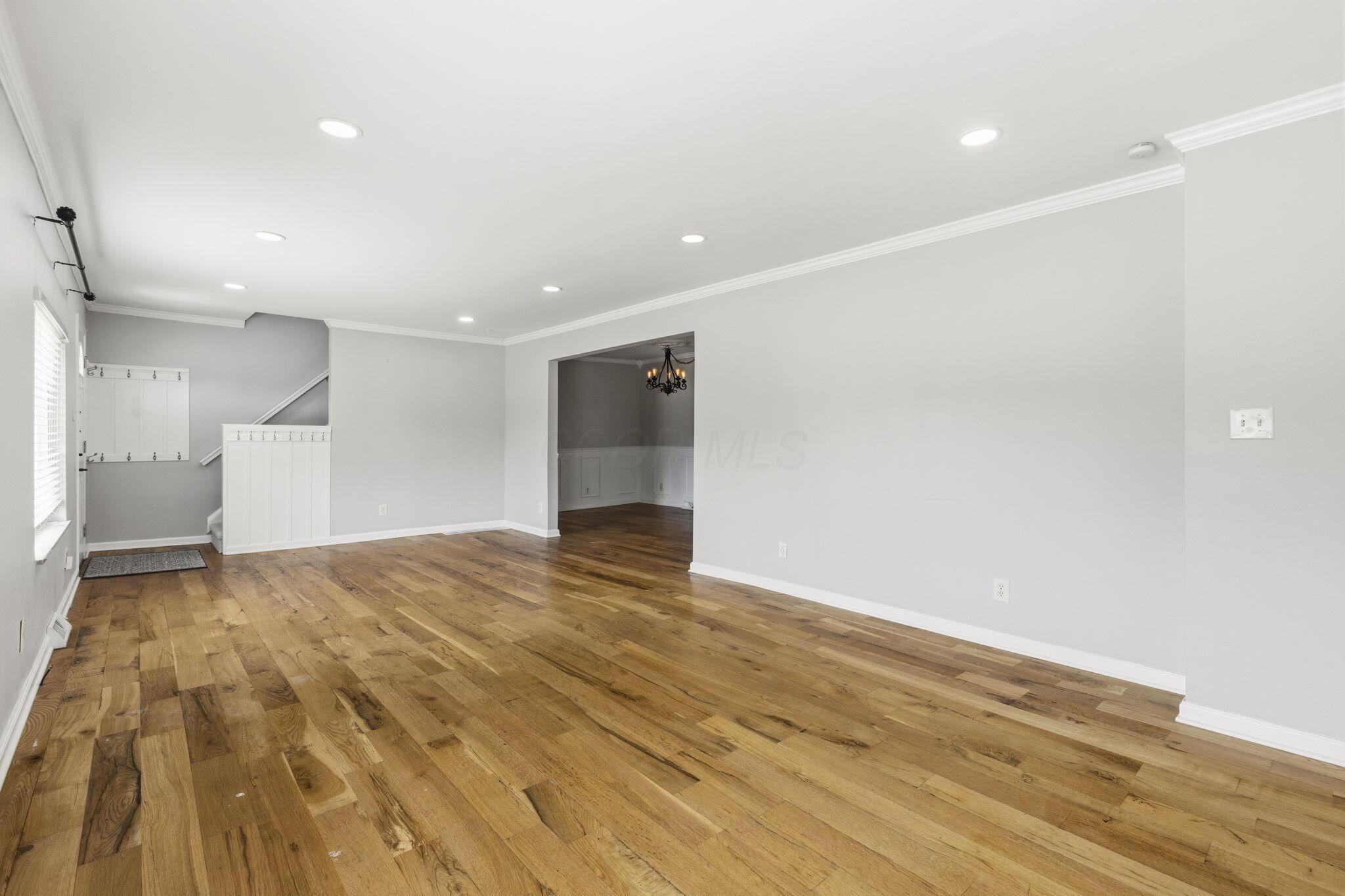 252 E Broadway Avenue Property Photo 12