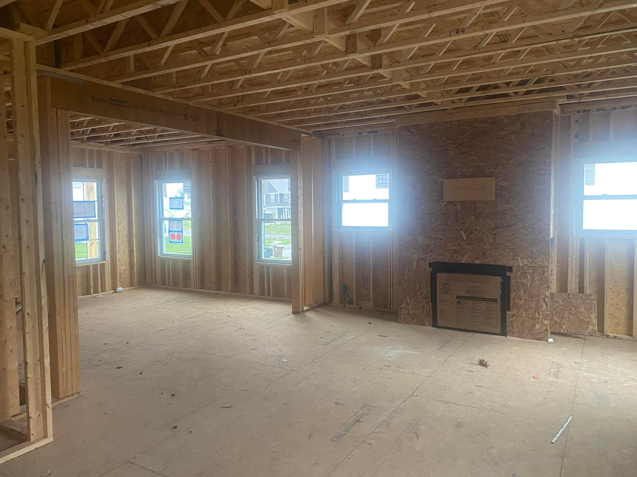 271 Cavanaugh Drive Property Photo 4
