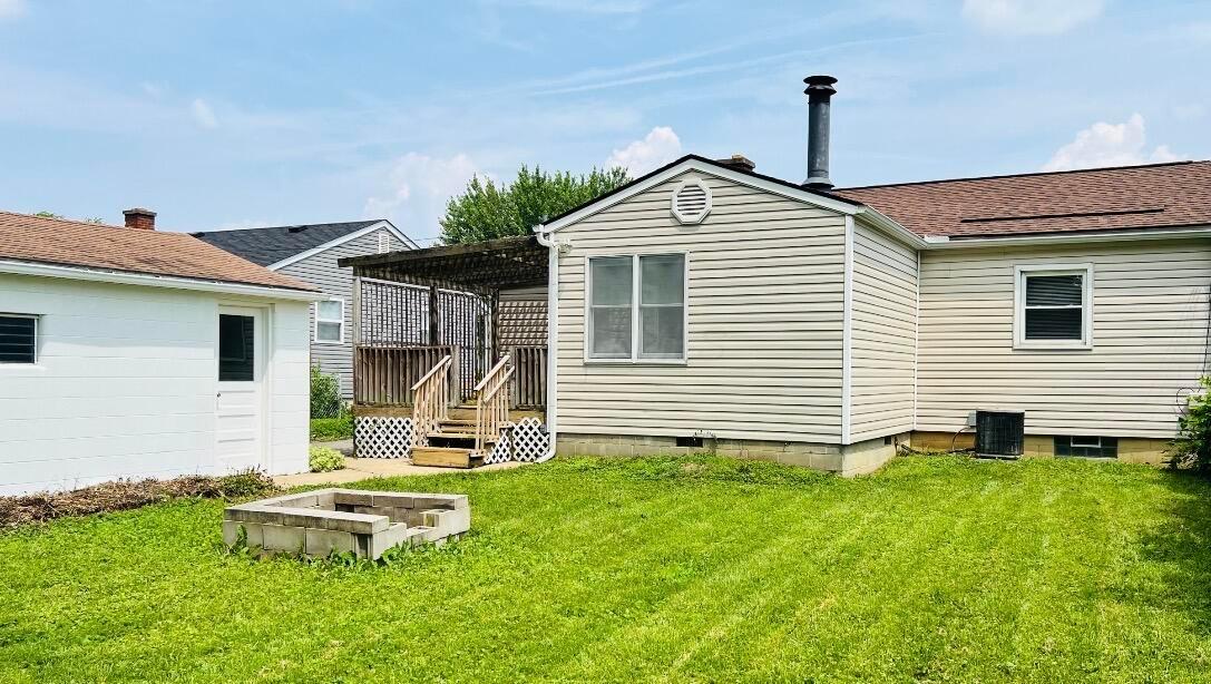 1903 E Beaumont Road Property Photo 9